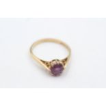 9ct gold amethyst claw set ring (1.8g)