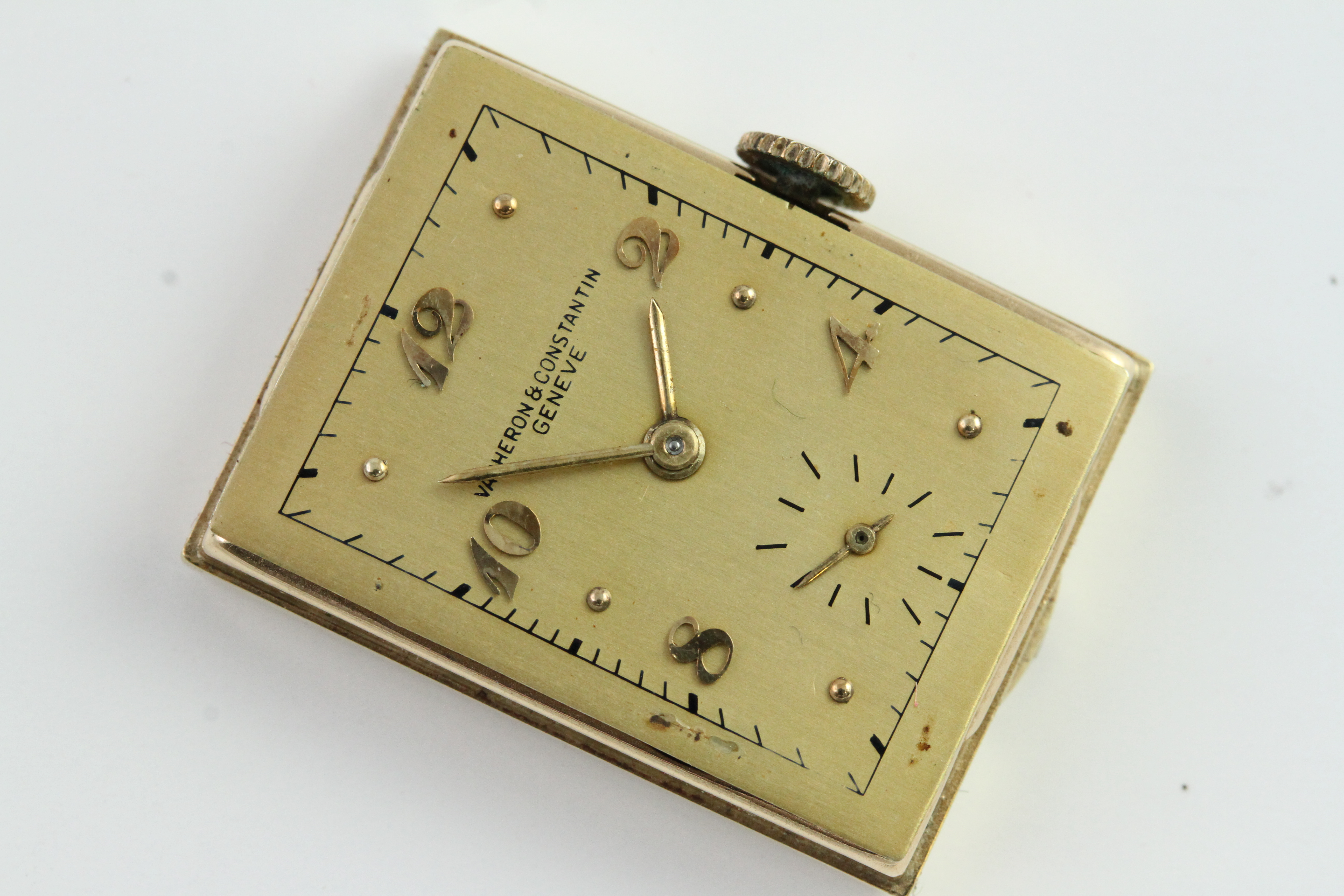 VINTAGE VACHERON & CONSTANTIN 14CT DRESS WATCH CIRCA 1949, champagne rectangular dial with Arabic - Image 5 of 8