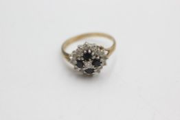 9ct gold vintage sapphire & clear gemstone cluster ring (2.8g)