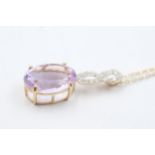 9ct gold amethyst & diamond pendant on chain (4.9g)