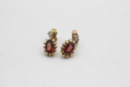 9ct gold garnet & diamond stud earrings (1.8g)