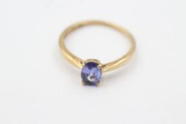 9ct gold tanzanite solitaire dress ring (1.5g)