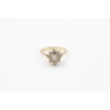 9ct gold vintage clear gemstone flower cluster ring (2.5g)