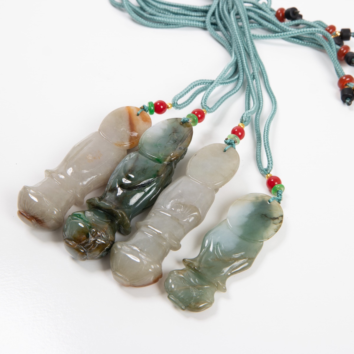 Group Of 4 Jade / Varied Stone Guan Yin Pendants - Image 3 of 6