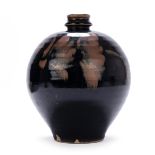 CIZHOU STYLE BLACK AND RUST COLOR JAR