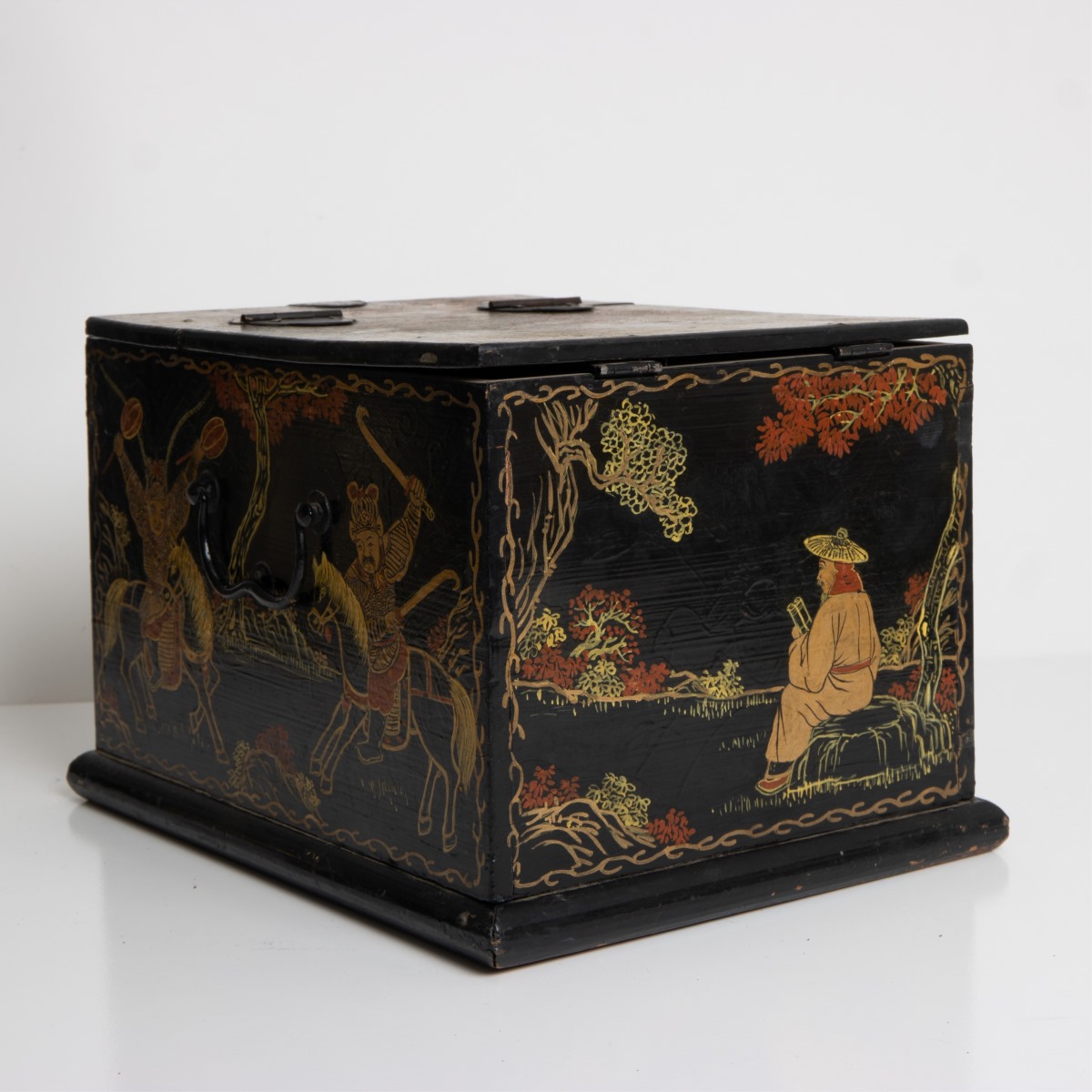 CHINESE SMALL BLACK LACQUER VANITY - Image 6 of 6