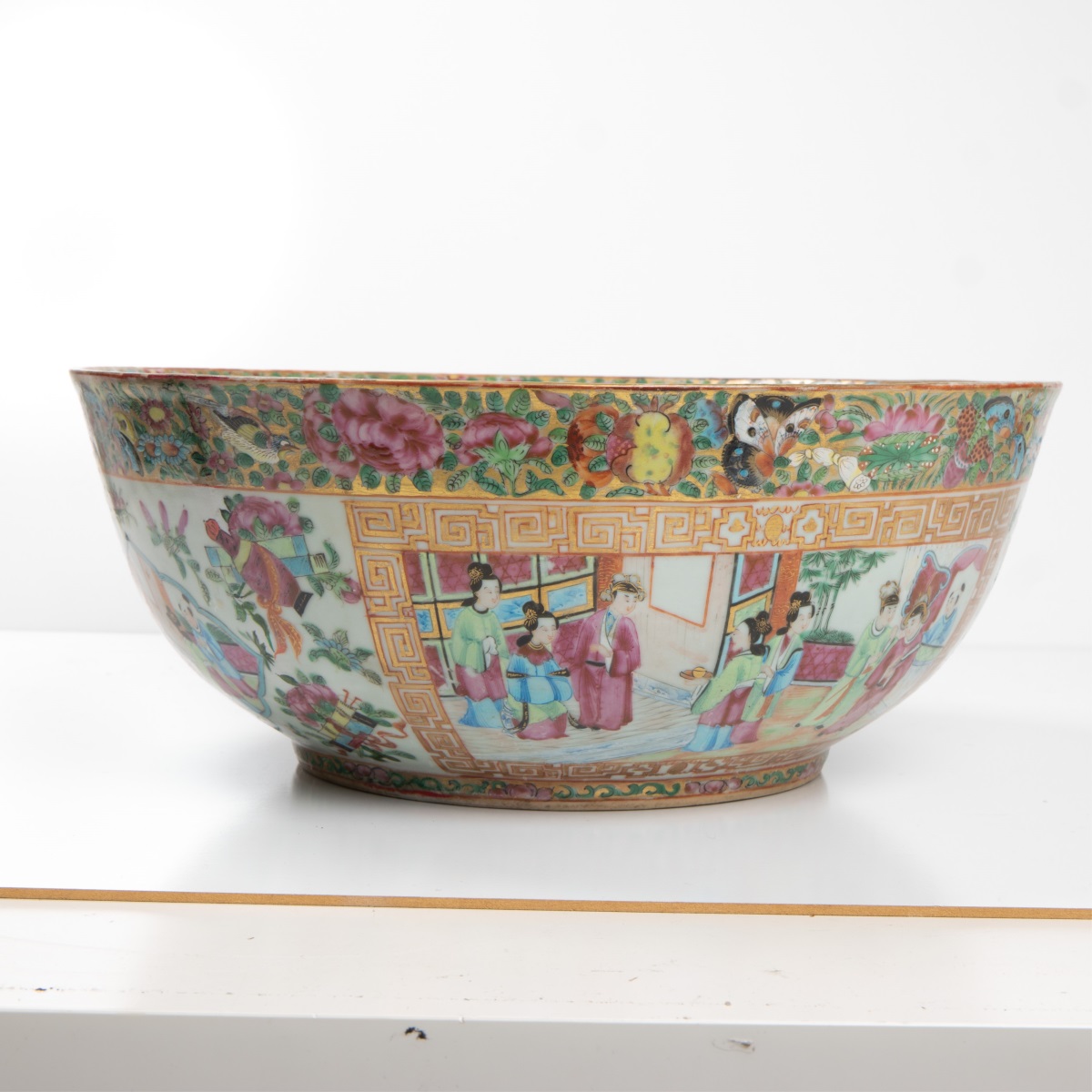 LARGE CHINESE CANTON BOWL - Image 4 of 6