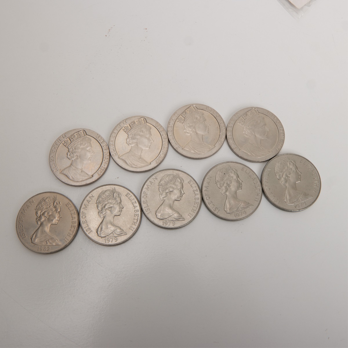 Group of 17 Isle of Man Coins - Image 3 of 6