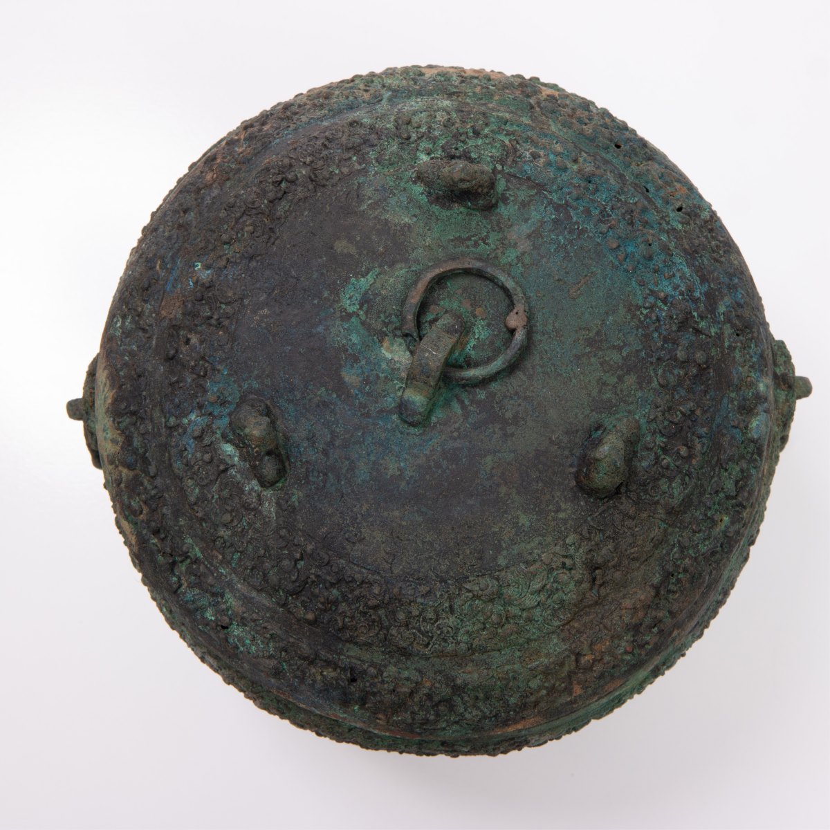 Chinese Bronze Tripod Lidded Vessle - Image 4 of 6