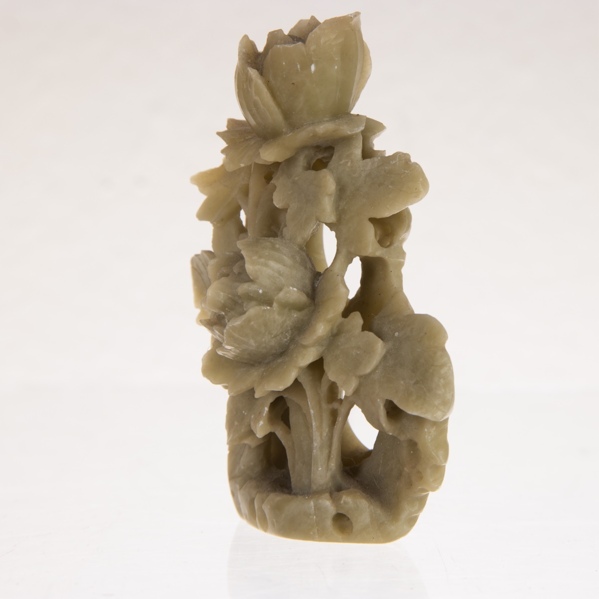 Carved Soapstone Flowers - Image 2 of 6