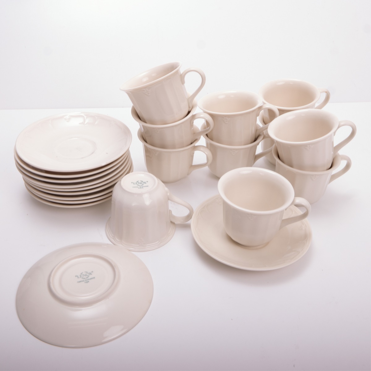 75 Pieces Lenox Cream Color Dinner Services - Bild 5 aus 6