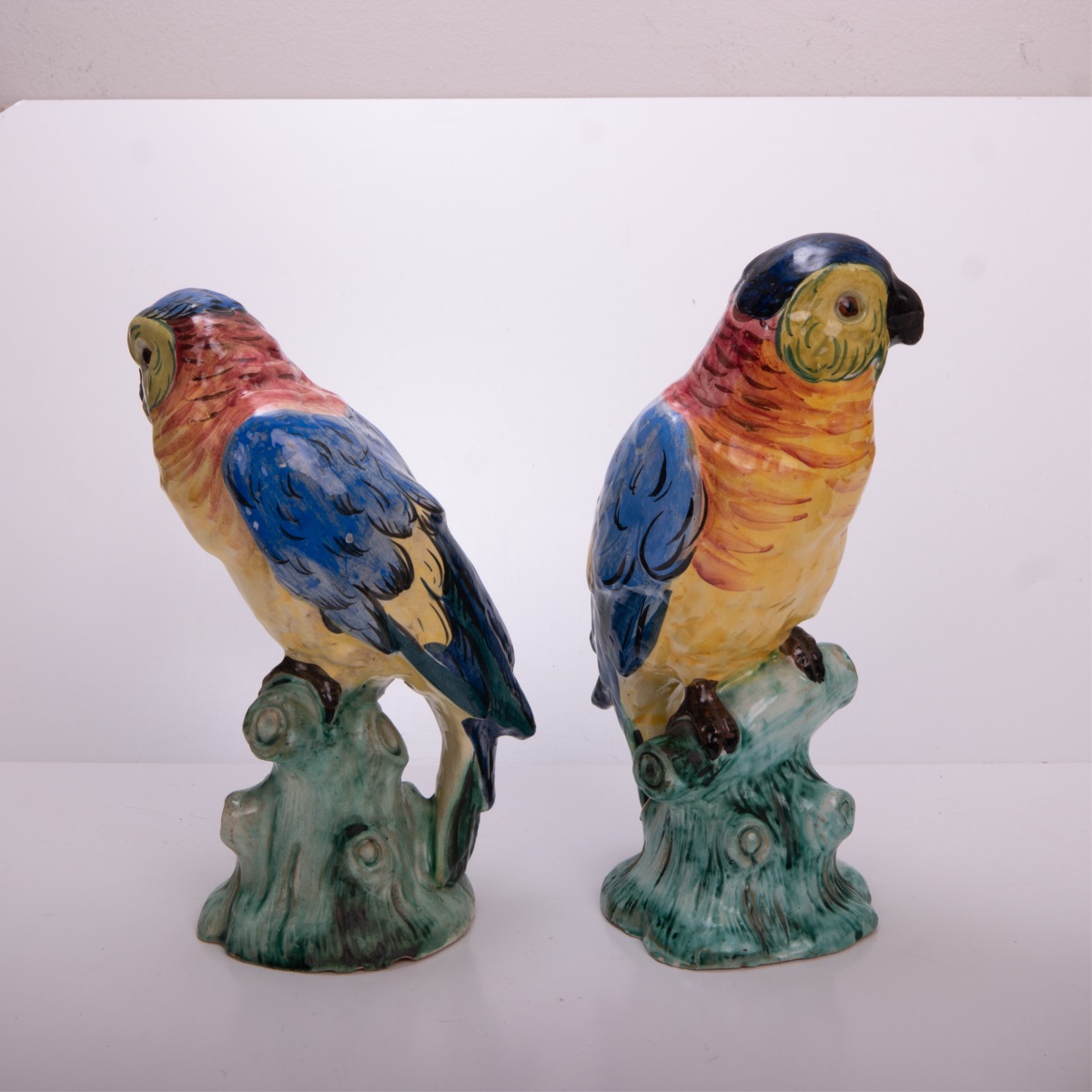 TWO ITALIAN PORCELAIN PARROT - Bild 5 aus 6