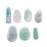 GROUP OF 7 JADE / VARIED STONE PENDANT