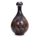 CHINESE CHIZOU PEAR SHAPE VASE