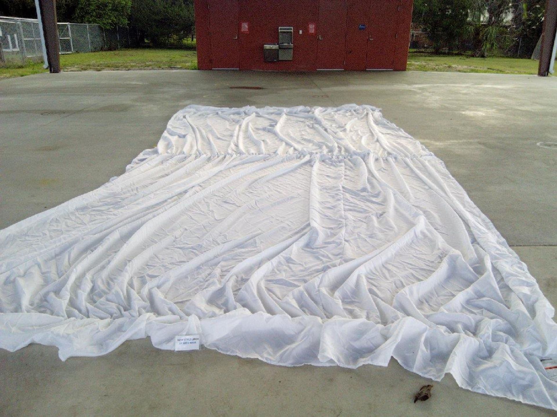 *NEW* ANCHOR 20X60 FABRIC TENT LINER- COMPLETE - Image 4 of 6