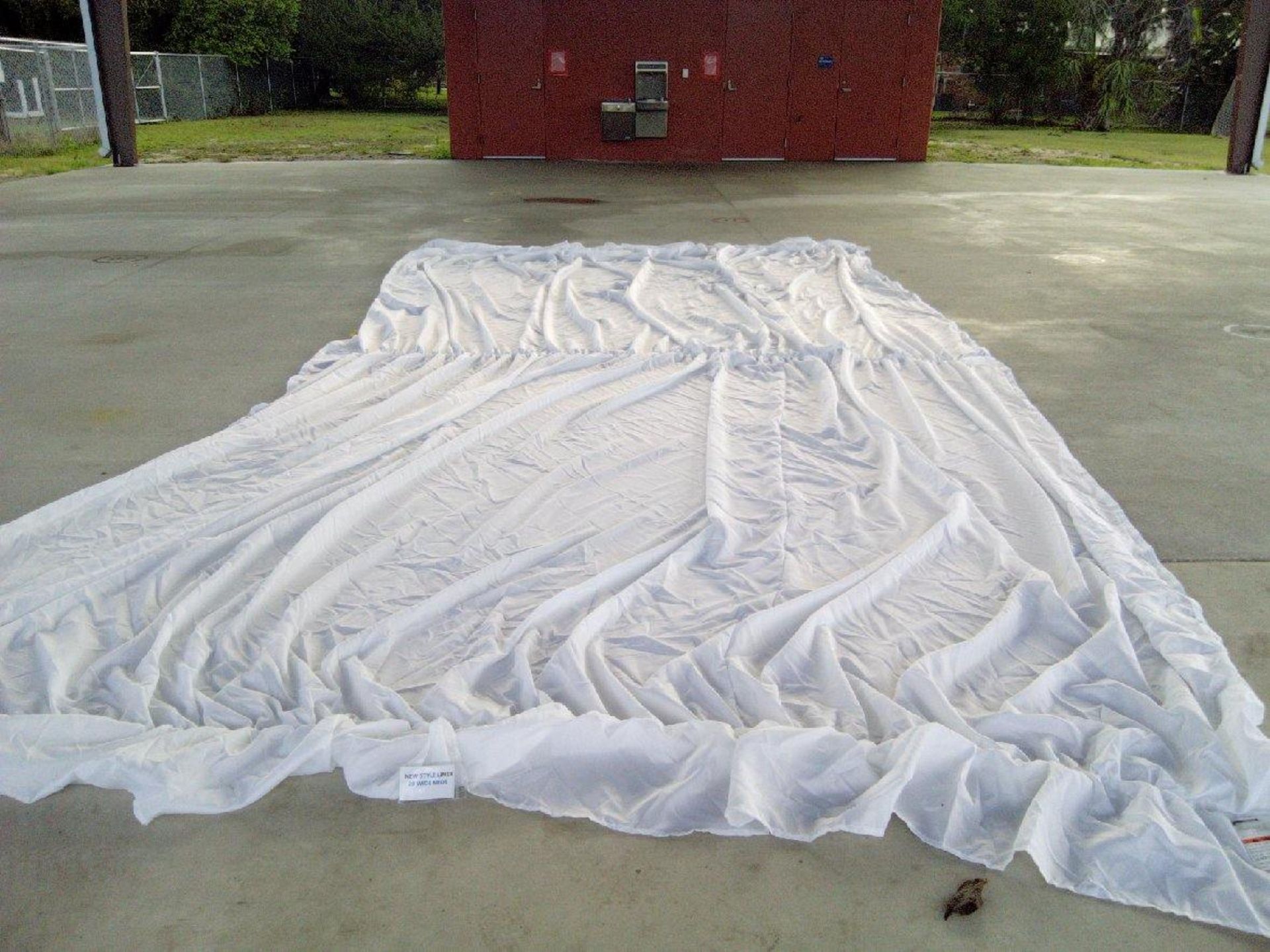 *NEW* ANCHOR 20X60 FABRIC TENT LINER- COMPLETE - Image 3 of 6