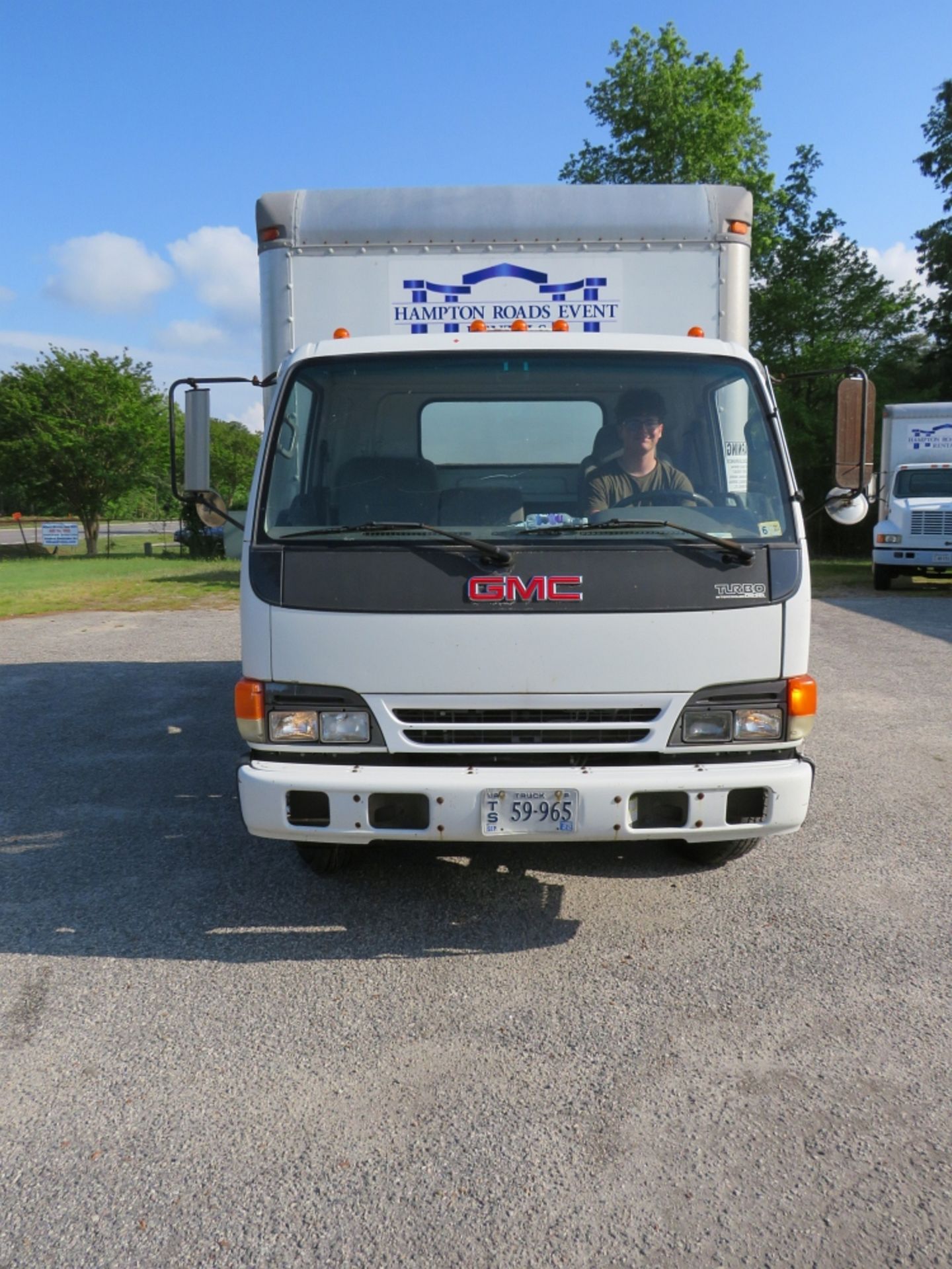 2005 GMC Delivery Truck, 14' Box, - Image 3 of 6