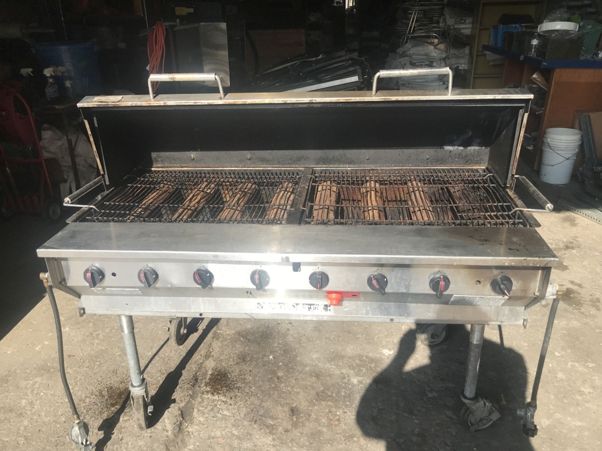 5' Deluxe Propane Grill w/ Hood