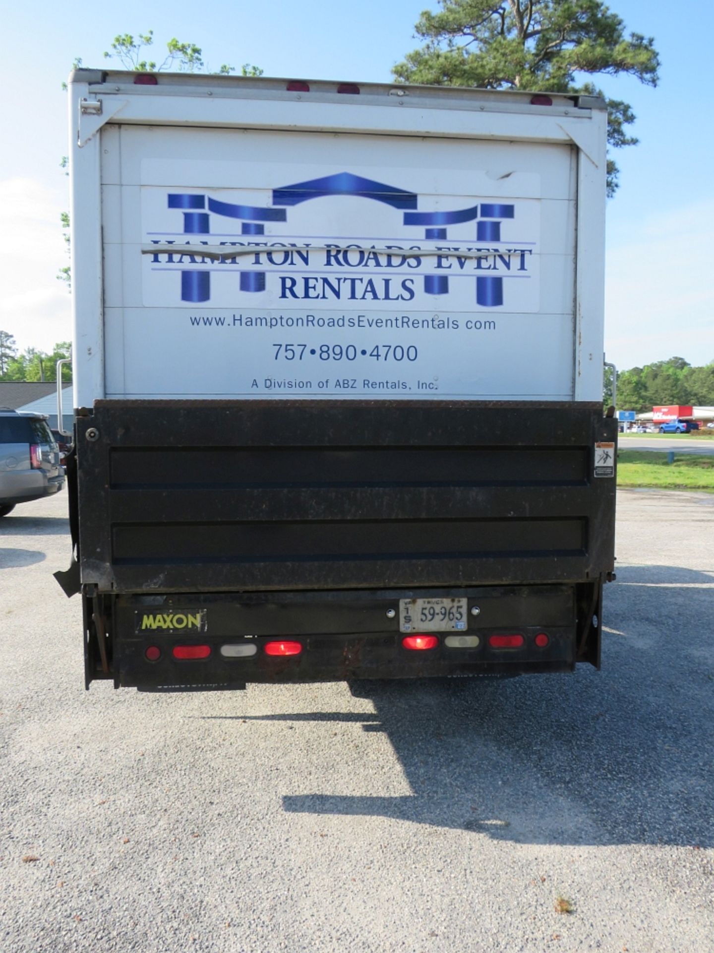 2005 GMC Delivery Truck, 14' Box, - Image 4 of 6