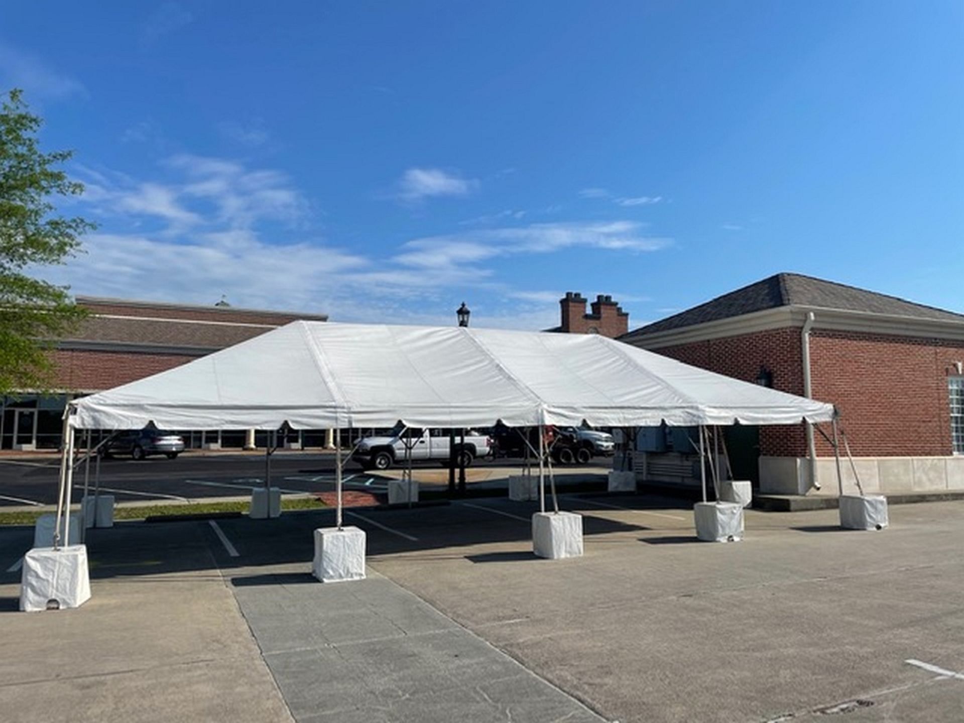 20x40 Anchor Fiesta Frame Tent Complete, White - Image 2 of 2