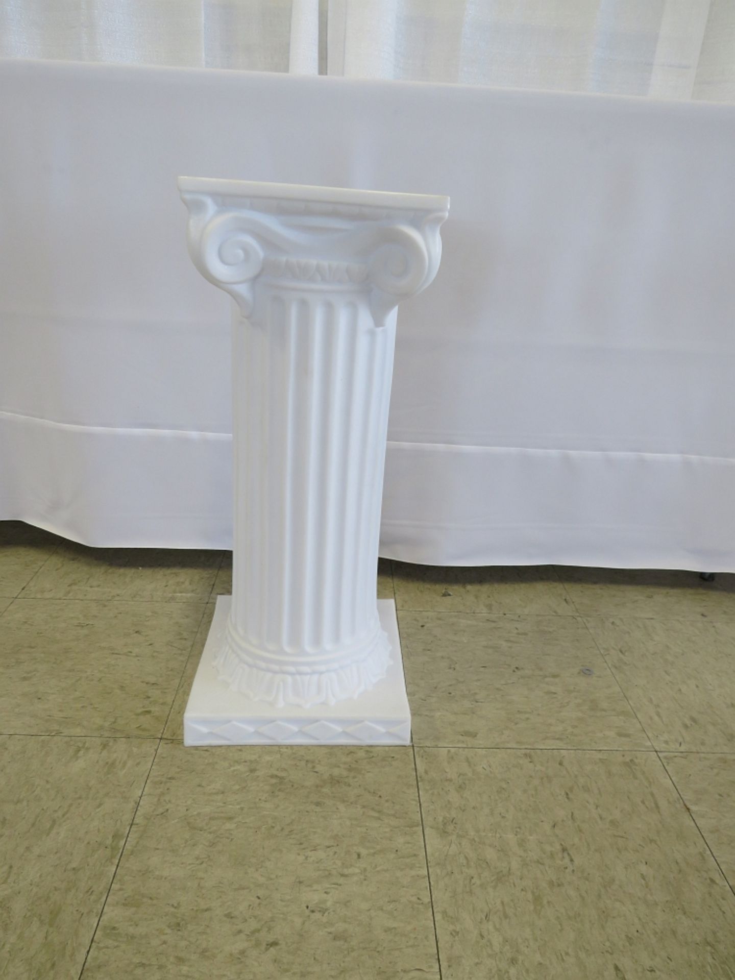 24" Empire Column