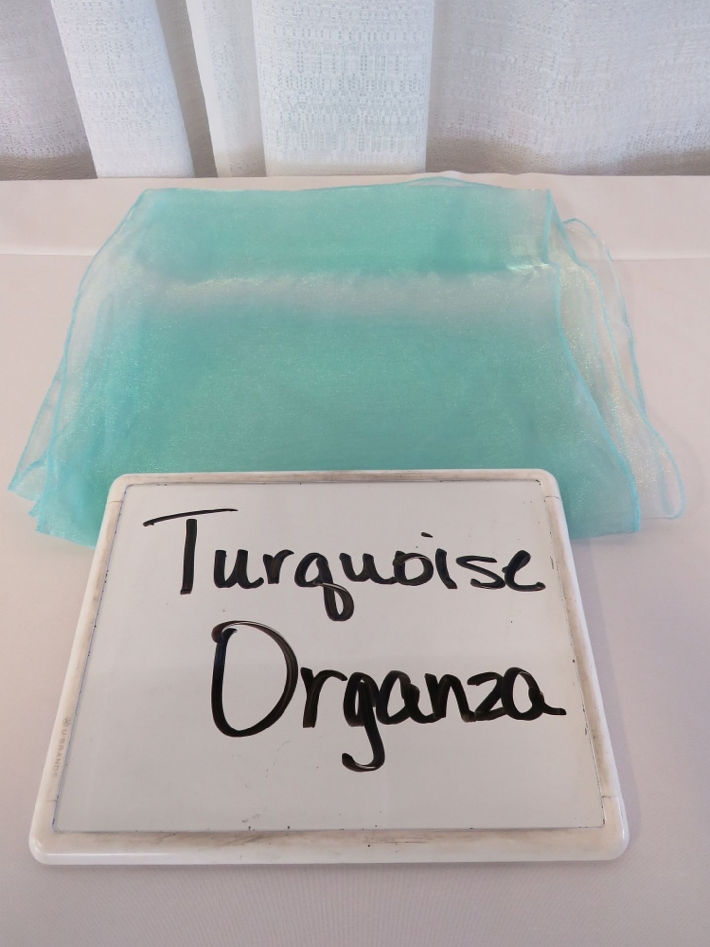 Tablerunner, Turquoise Organza