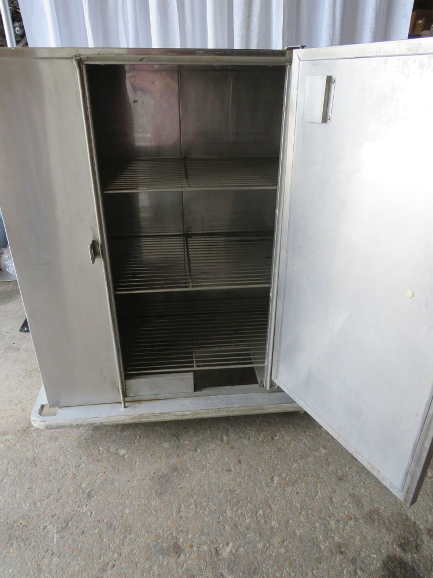 Food Transport Cabinet, Non- Electric - Image 2 of 2