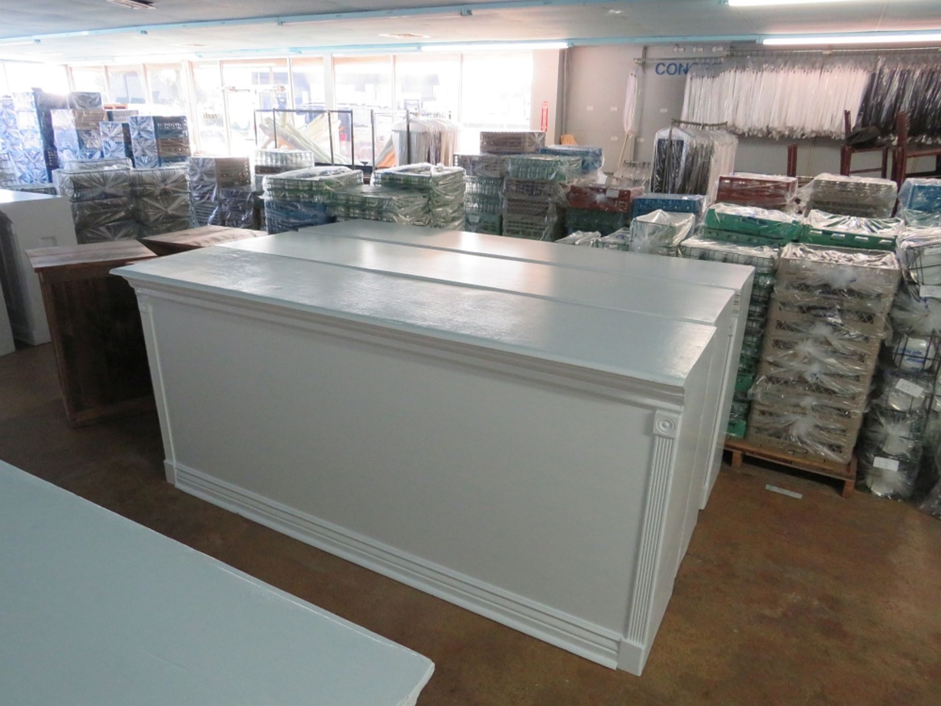 BAR PLANTATION 8' WHITE FLAT FRONT