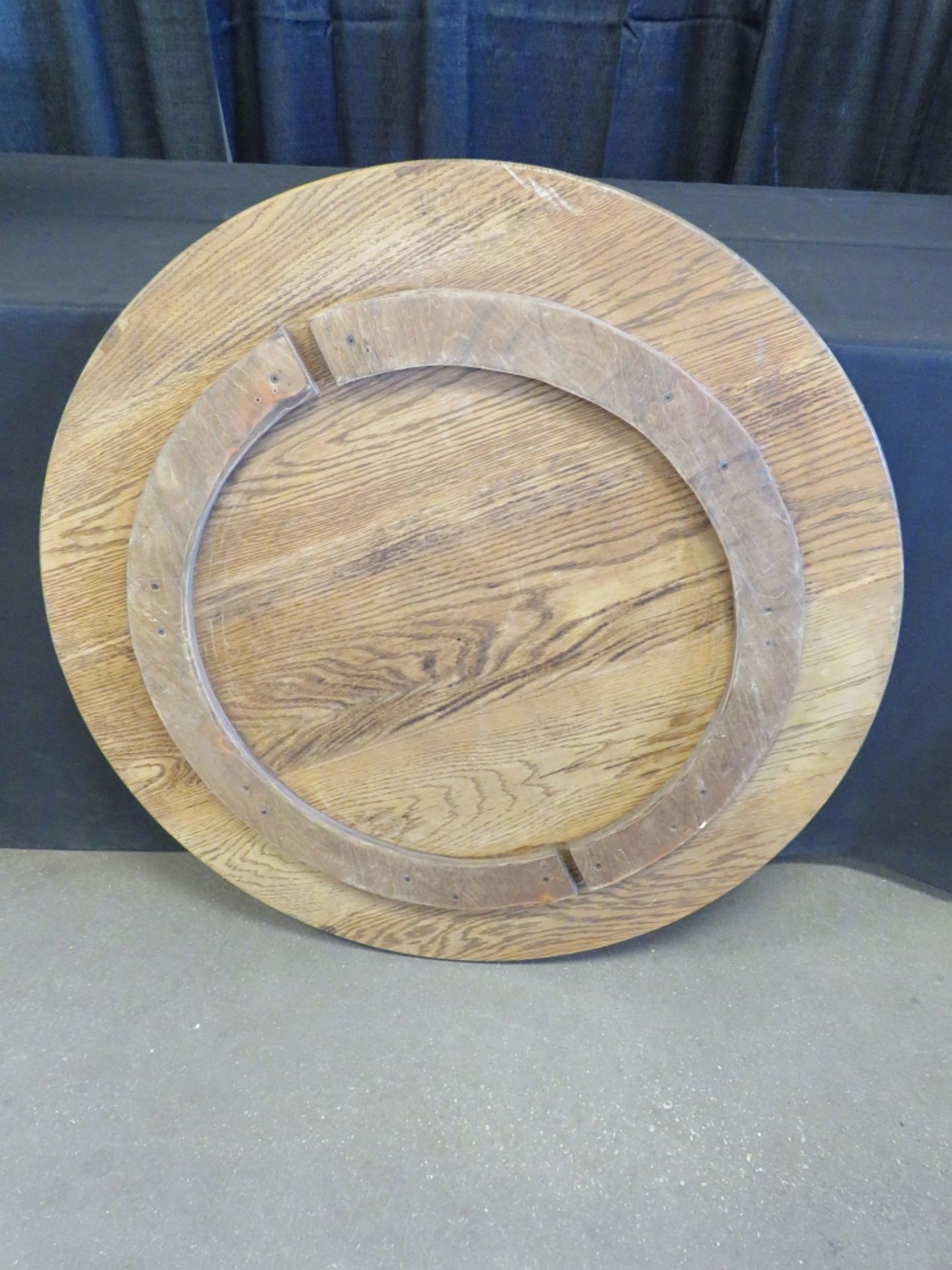 36" RUSTIC OAK WOOD ROUND TOP FOR BARREL - Image 2 of 2