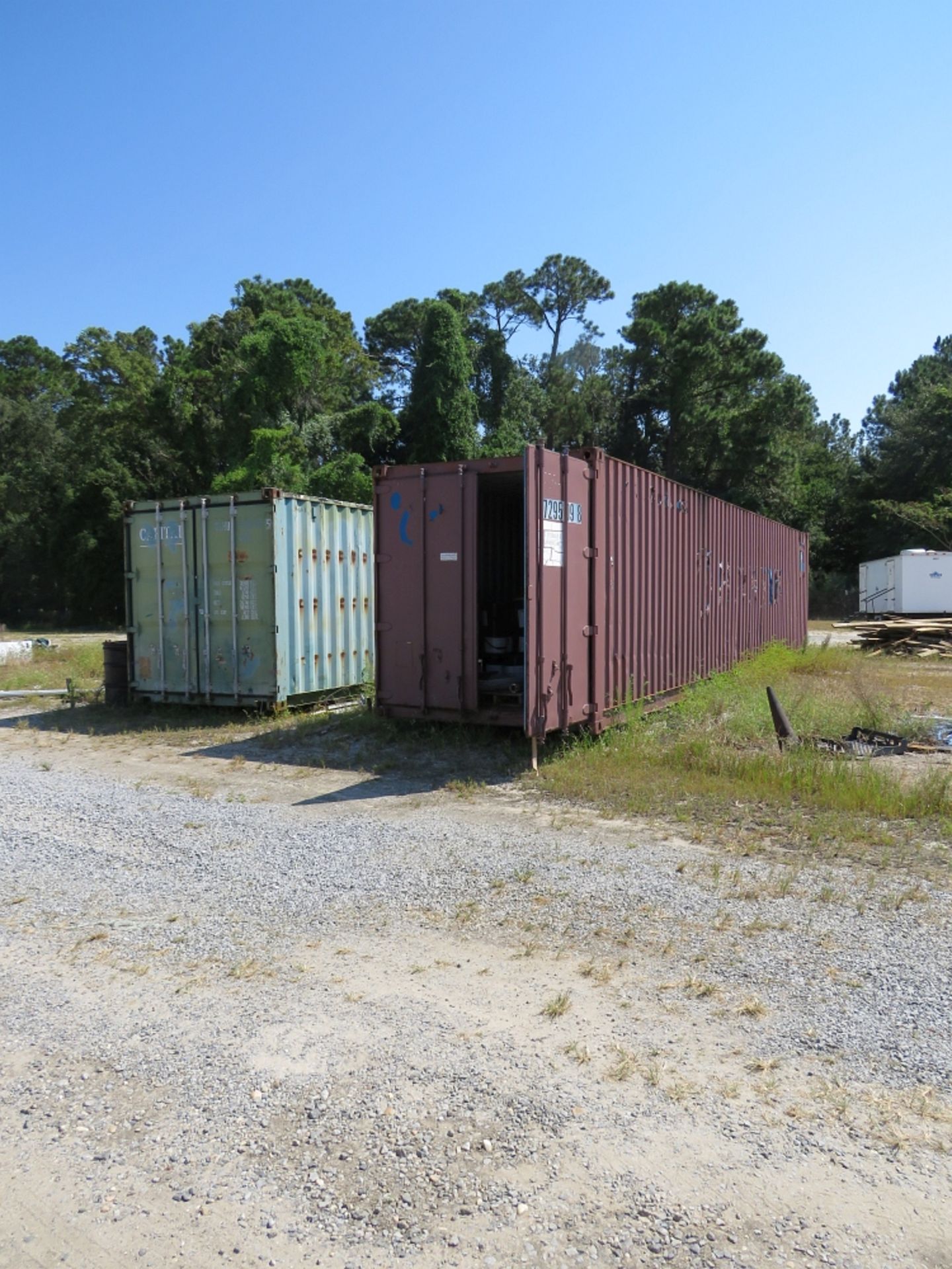 SHIP/SHORE CONTAINER, 8' x 40'