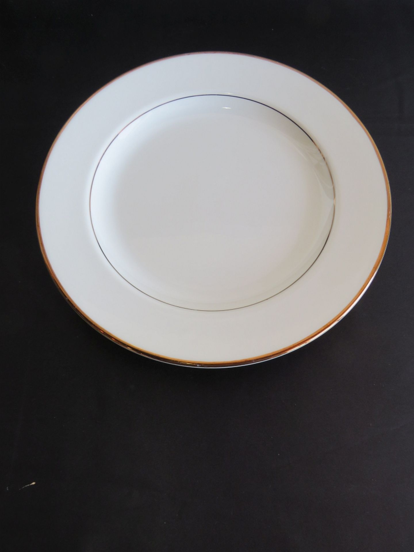 GOLD TRIM 10" DINNER PLATE 20/RACK