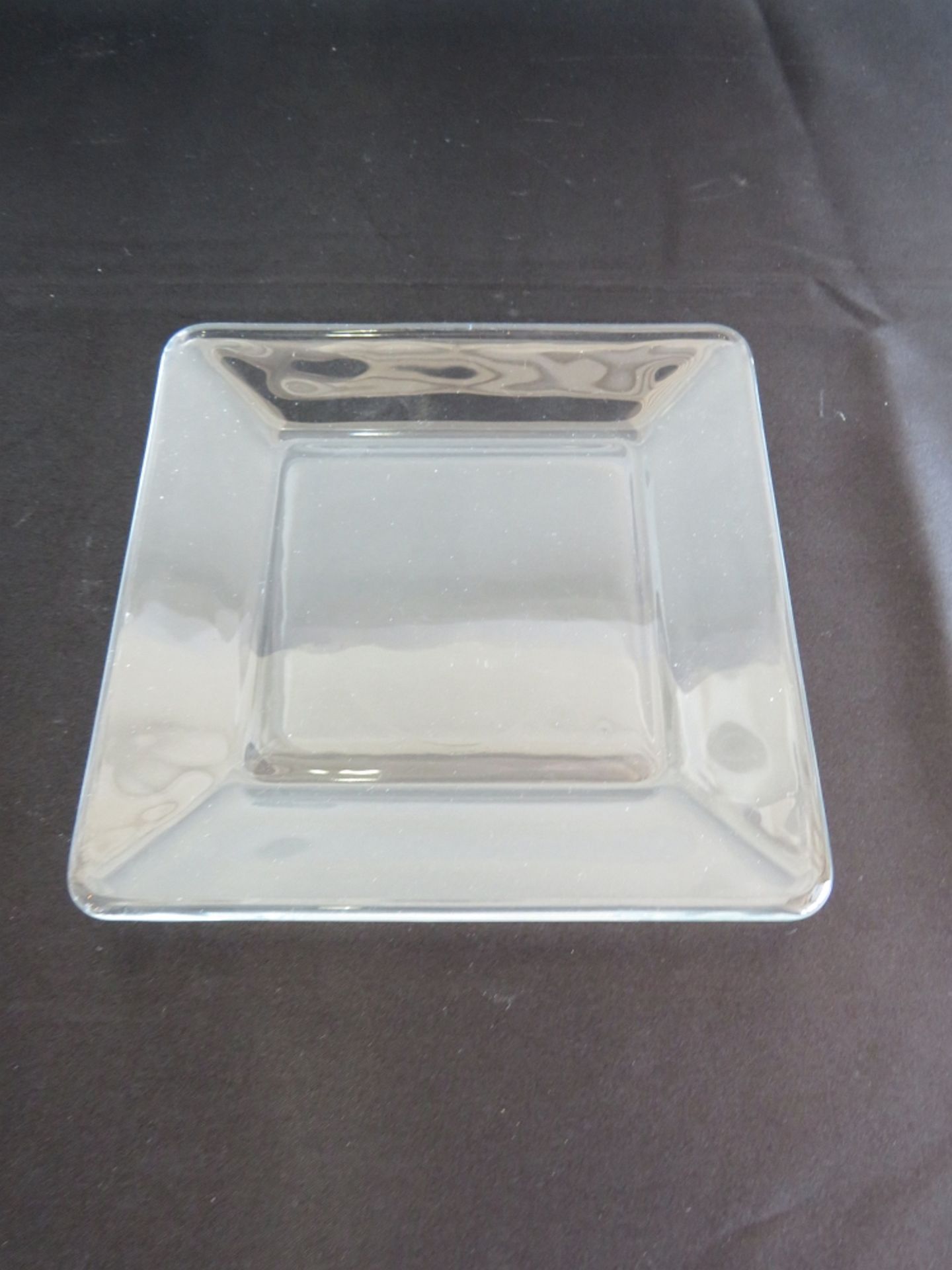 SQUARE CLEAR GLASS 6" PLATE 20/RACK