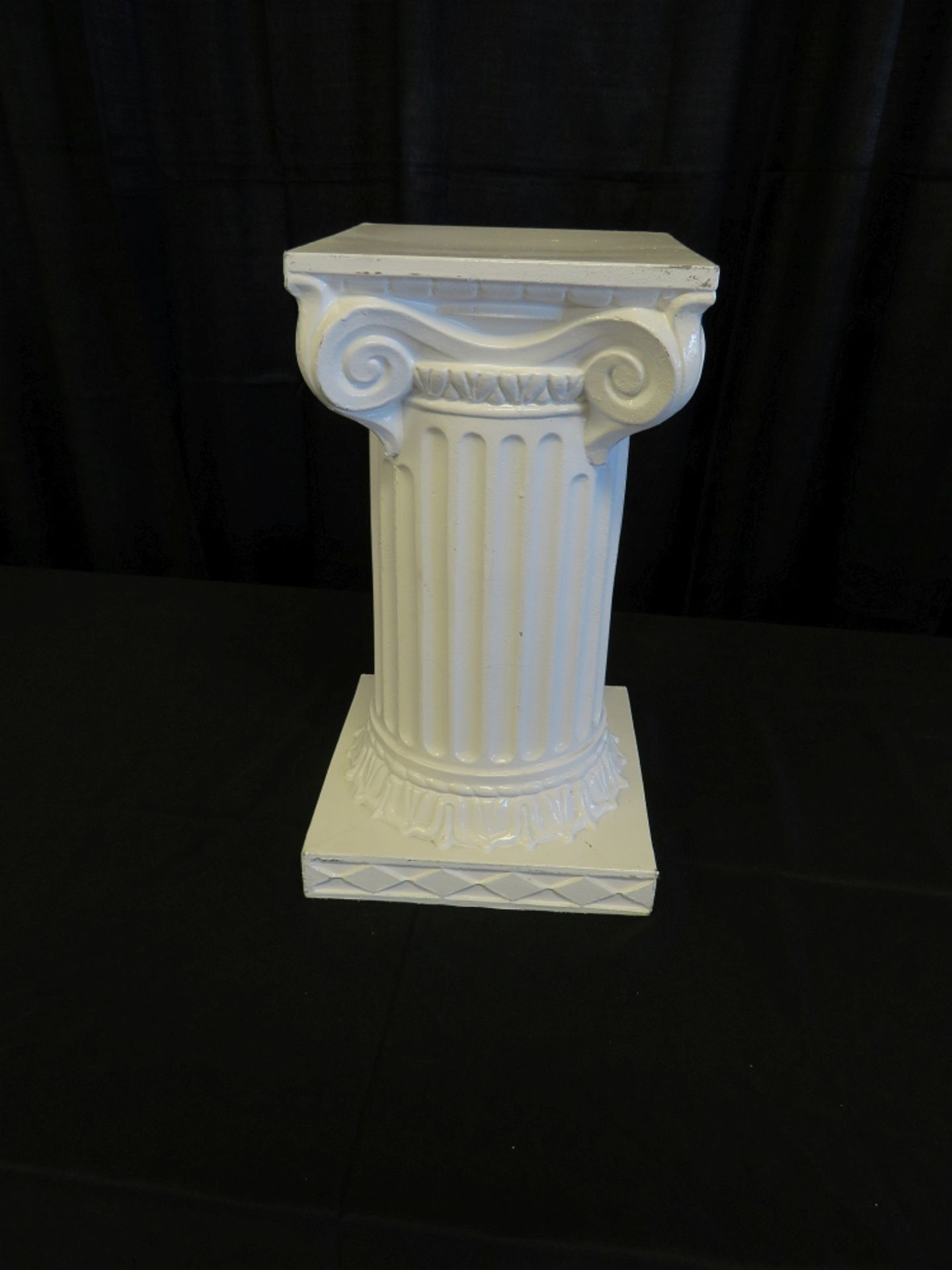 COLUMNS 18" GRECIAN WHITE