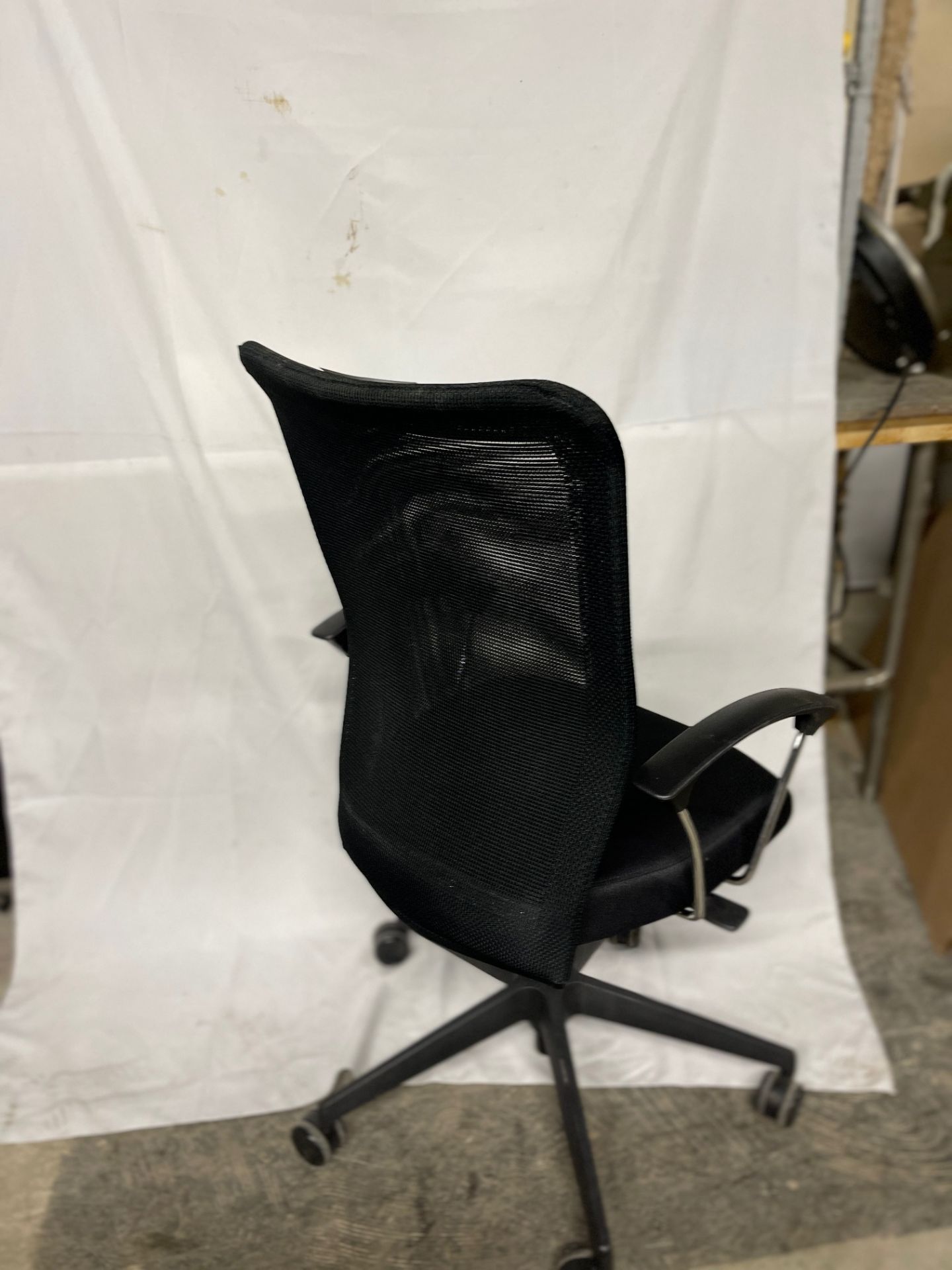 TASK CHAIR