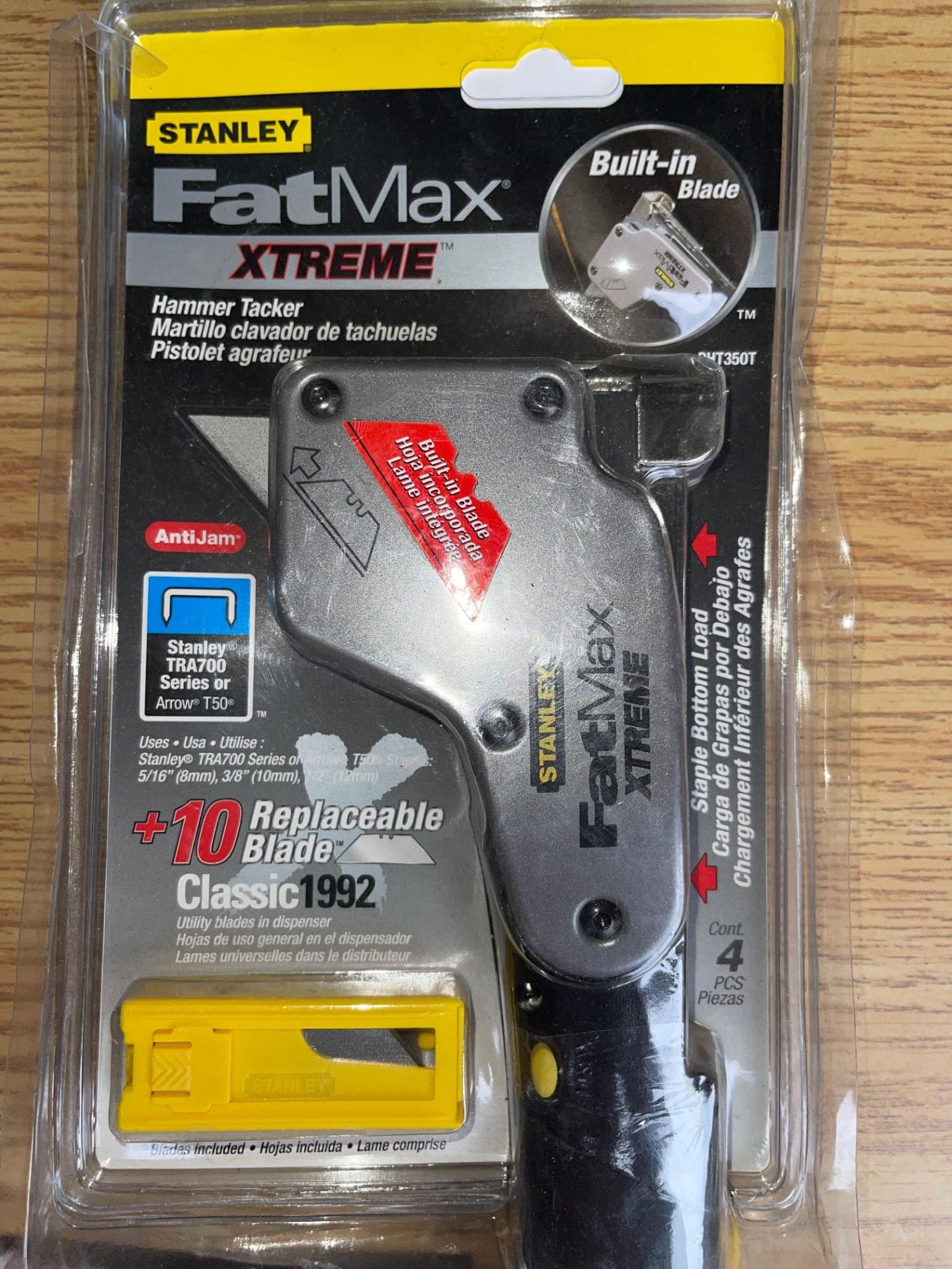 (STANLEY FATMAX XTREME)HAMMER TACKER, +10 REPLACEABLE BLADE