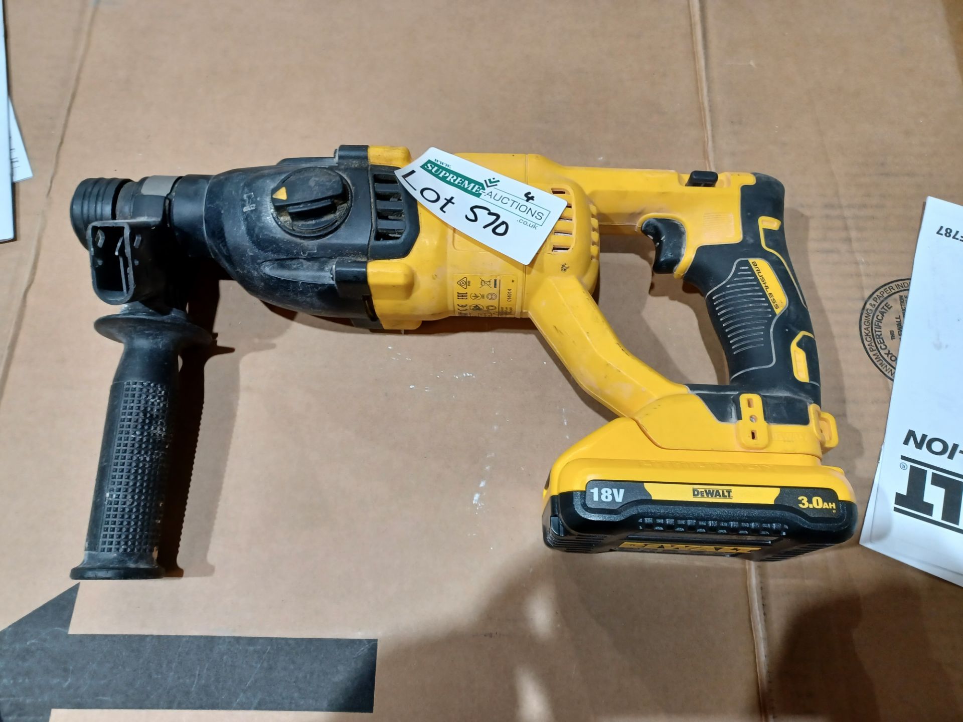 DEWALT DCH033 3KG 18V 4.0AH LI-ION XR BRUSHLESS CORDLESS SDS PLUS DRILL WITH BATTERY UNCHECKED/