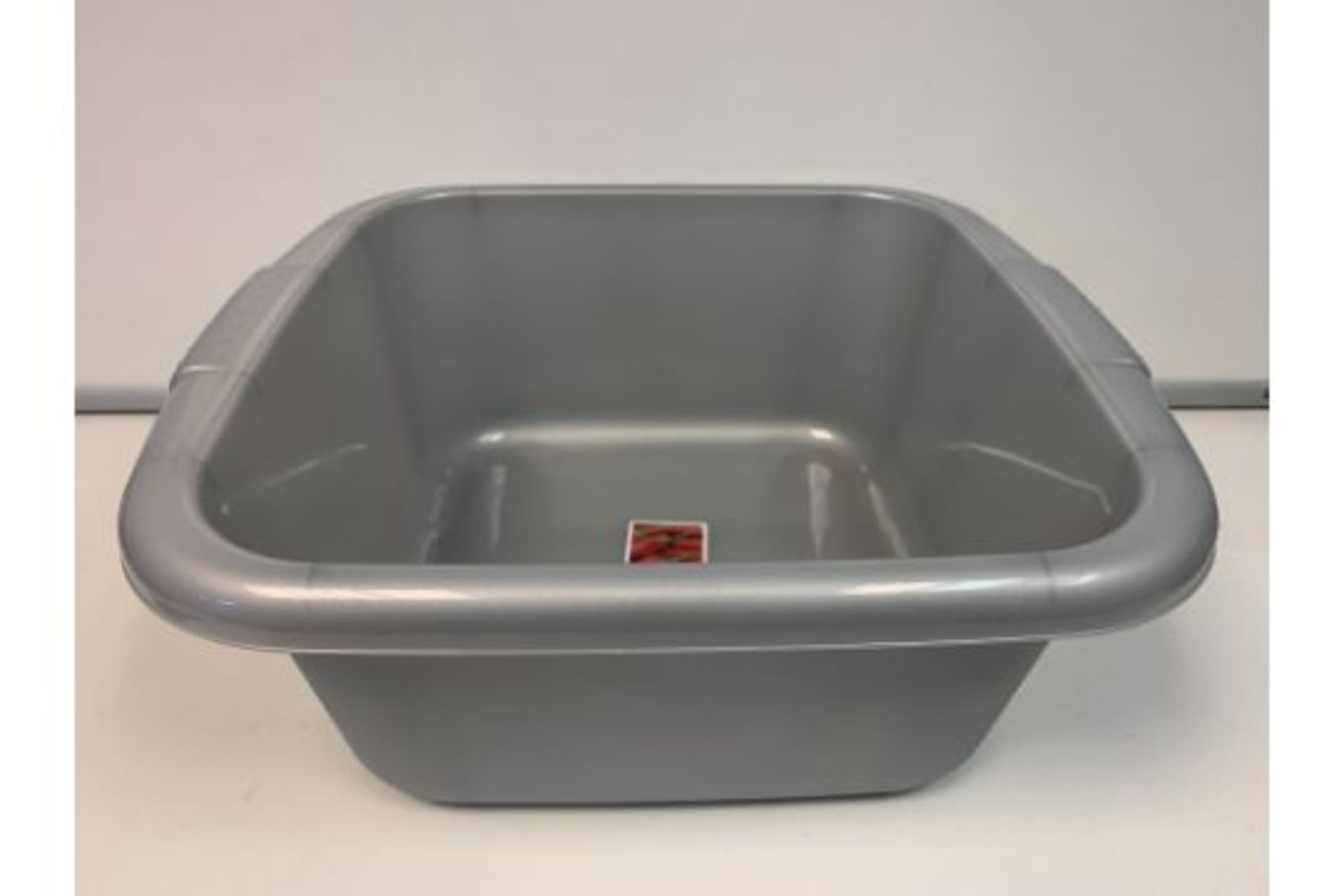 48 X NEW PACKAGED CURVER KITCHEN SOLUTIONS. 10L SQUARE SILVER BOWLS. (ROW 13)