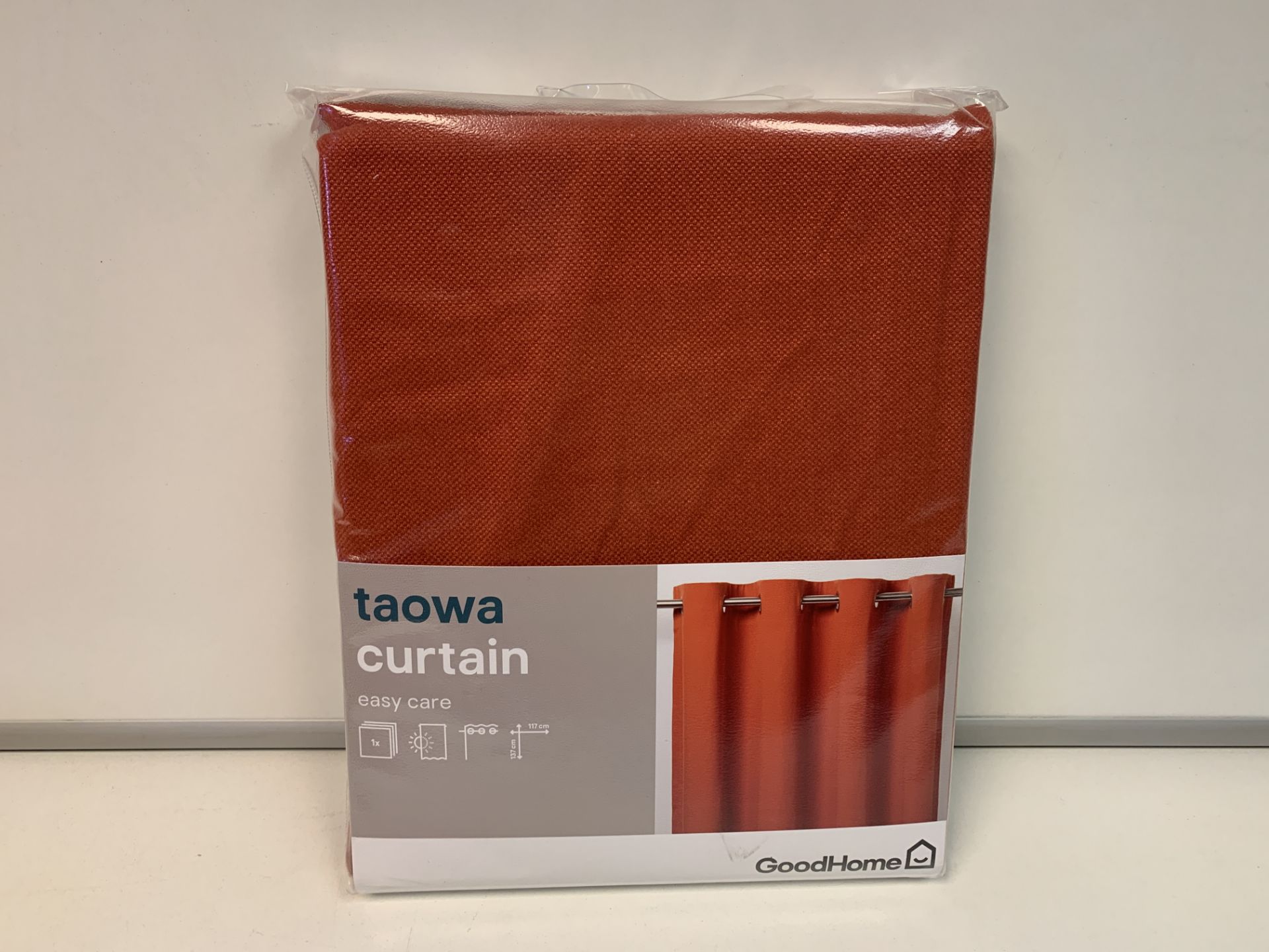 24 X BRAND NEW TAOWA ORANGE RUST CURTAINS 137 X 117CM R3