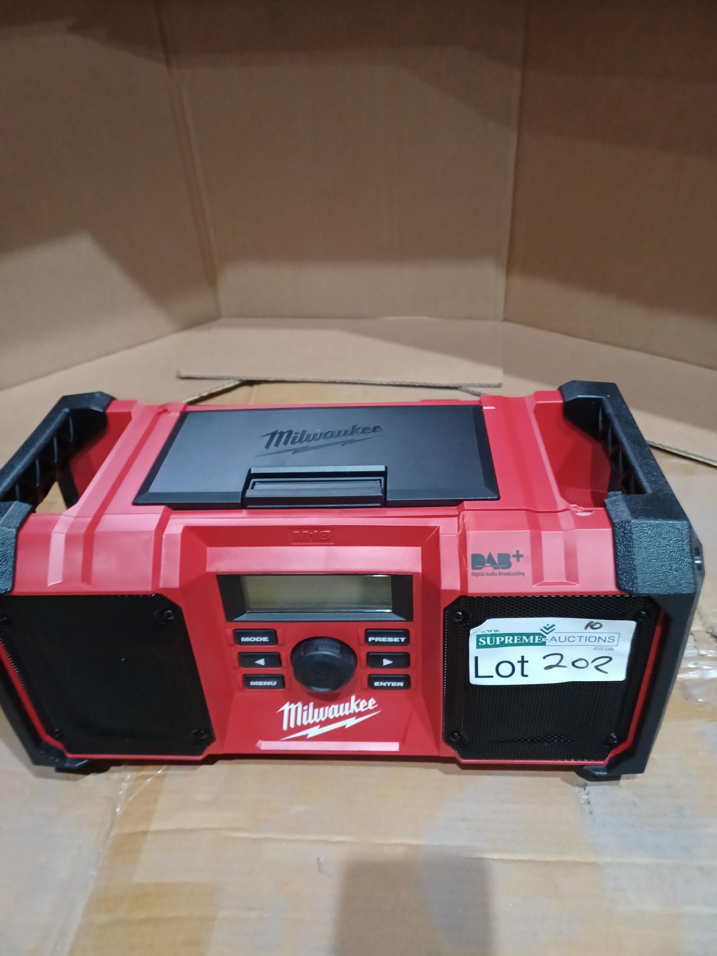 MILWAUKEE M18 JSRDAB+-0 230V OR 18V DAB+ / FM SITE RADIO UNCHECKED - PCK