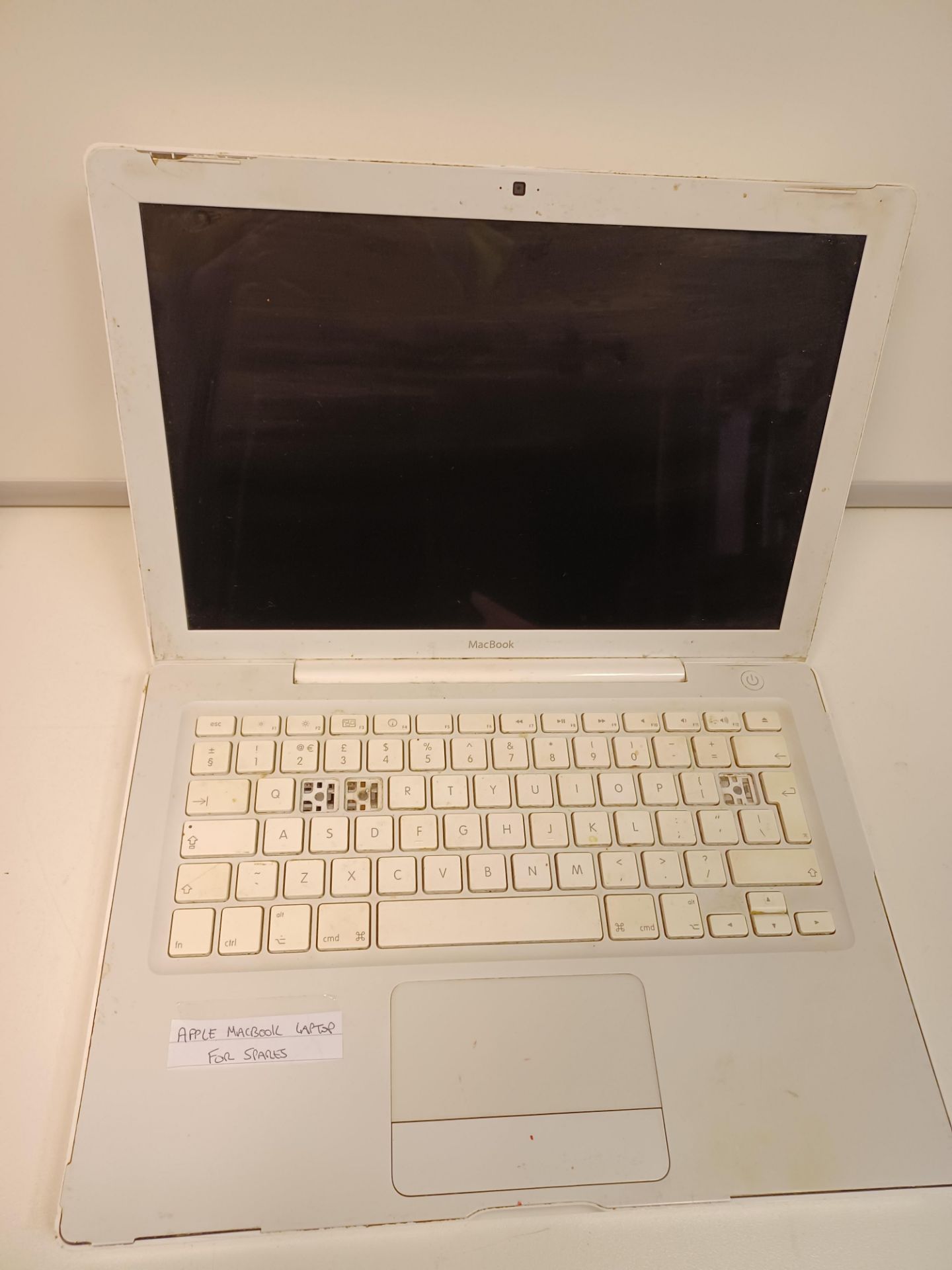 APPLE MACBOOK LAPTOP FOR SPARES