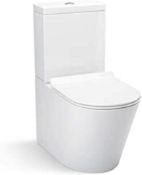 New Lyon II Close Coupled Toilet & Cistern Inc Luxury Soft Close Slim Seat. RRP £599.99.Lyon Is A