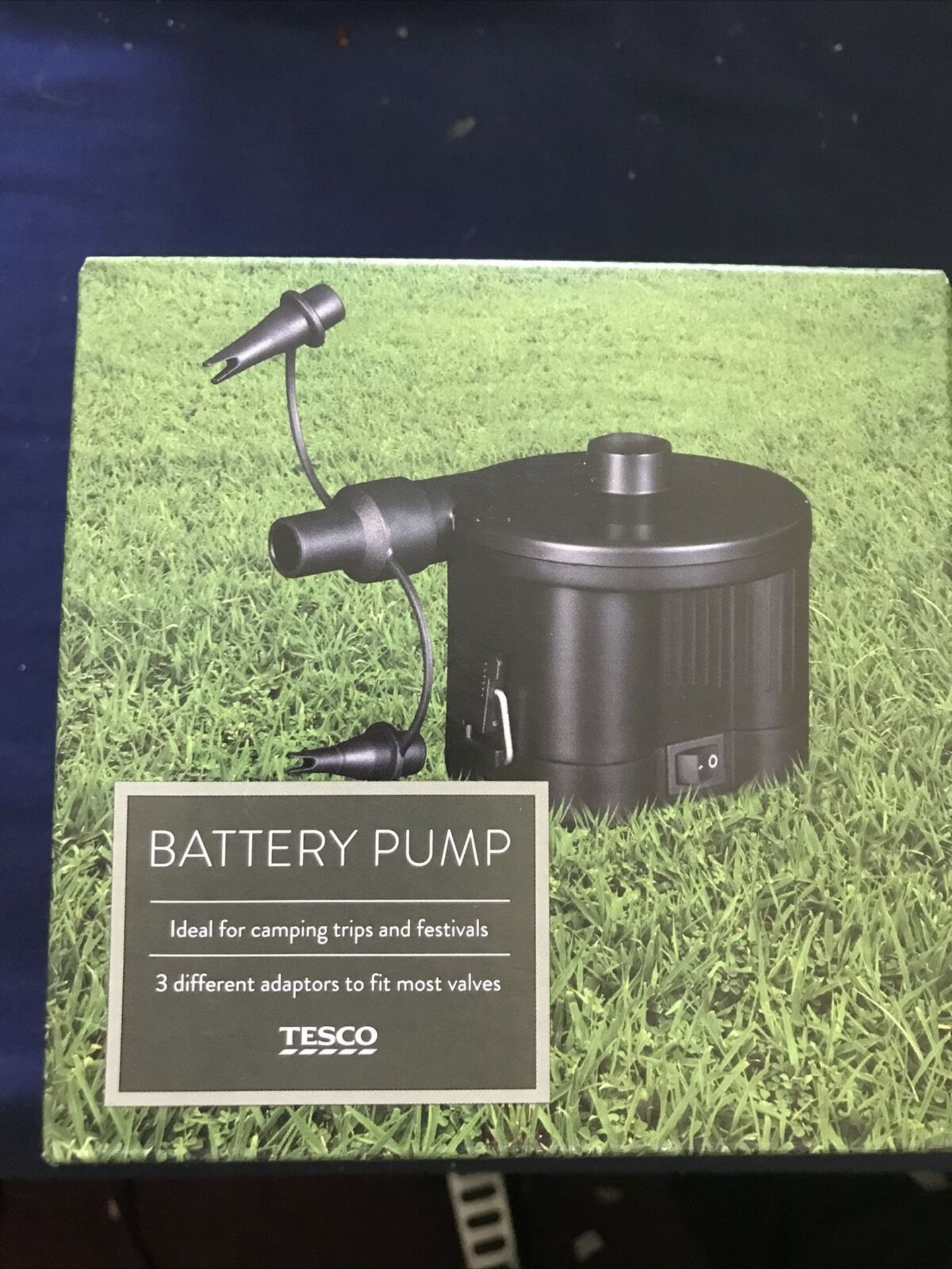12 X NEW BOXED TESCO BATTERY PUMPS. IDEAL FOR CAMPING, TRIPS AND FESTIVALS. 3 DIFFERENT ADAPTORS
