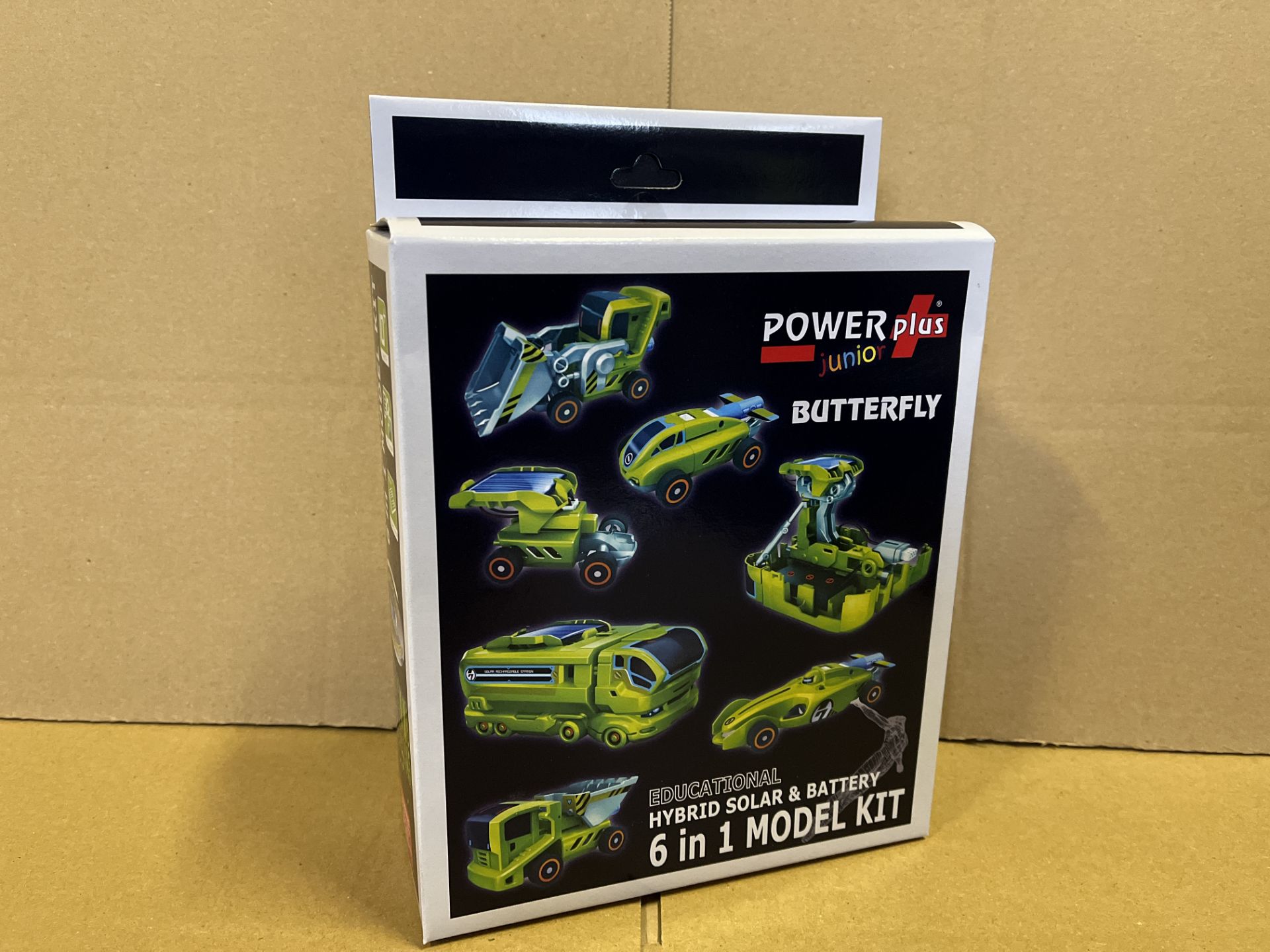 16 X BRAND NEW POWER PLUS JUNIOR EDUCATIONAL HYBRID SOLAR AND BATTERY 6 IN 1 MODEL KITS S1P