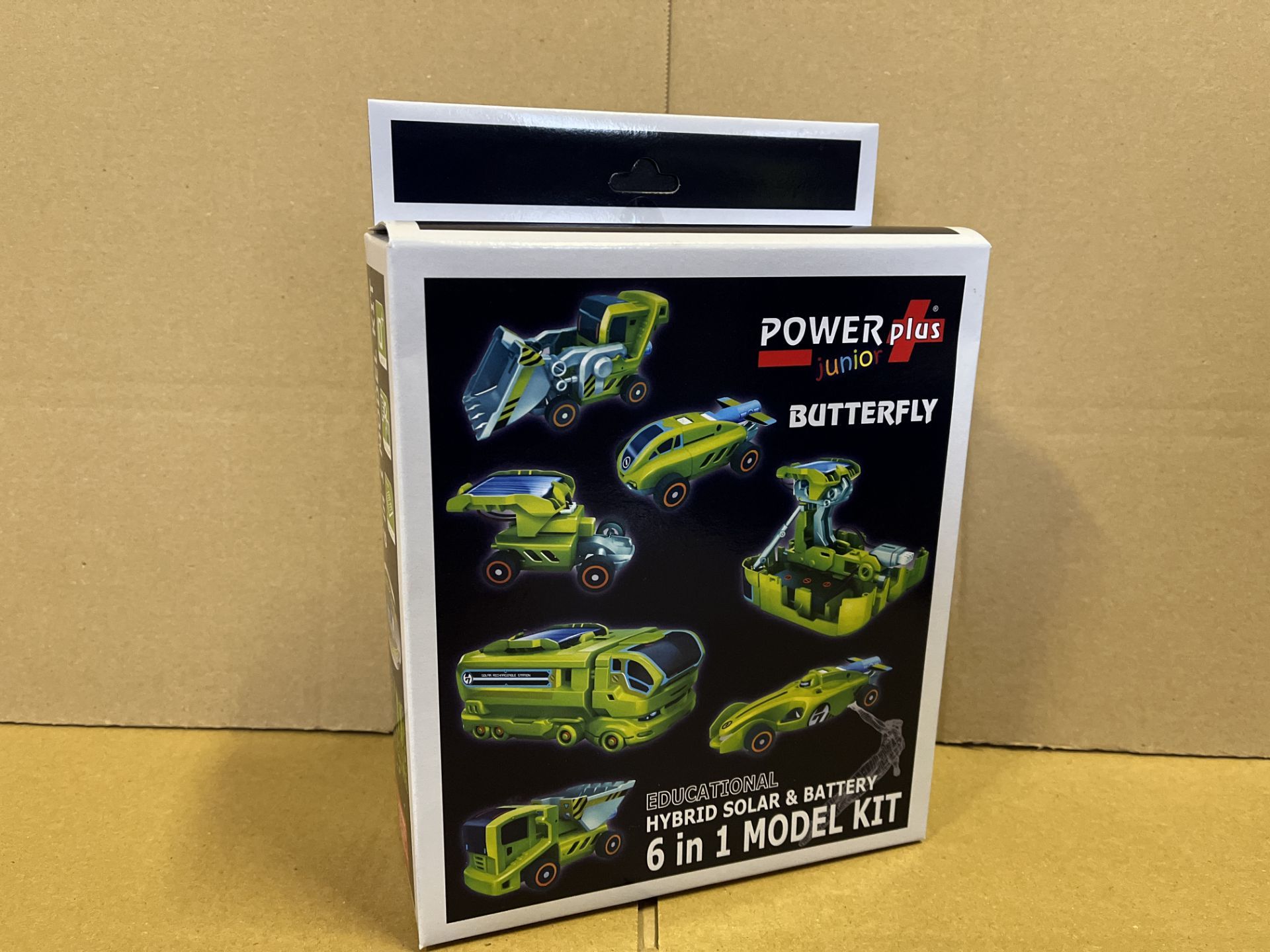 16 X BRAND NEW POWER PLUS JUNIOR EDUCATIONAL HYBRID SOLAR AND BATTERY 6 IN 1 MODEL KITS S1P