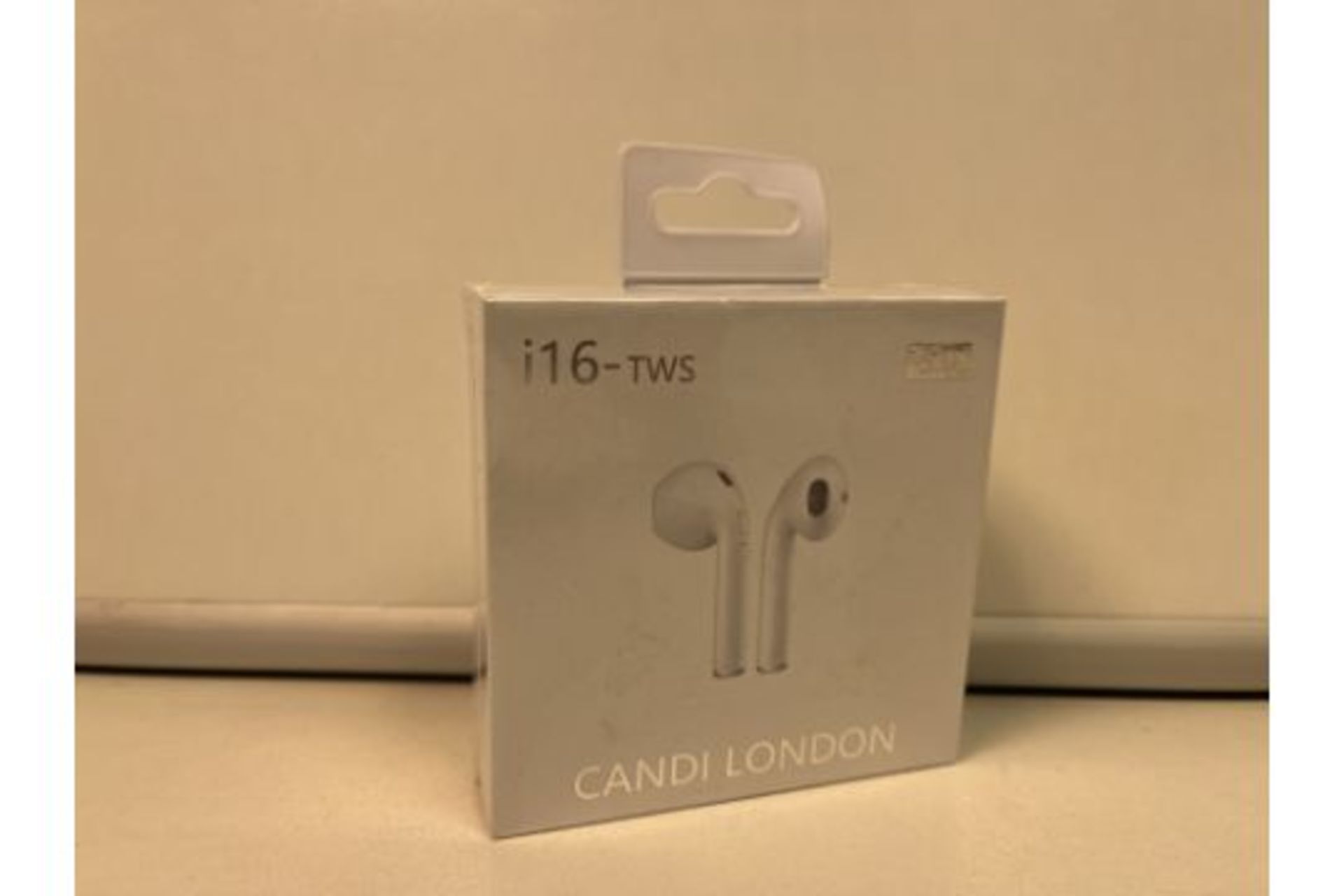 6 X BRAND NEW CANDI LONDON i16 TWS 5.0 WHITE EARPHONES OFF