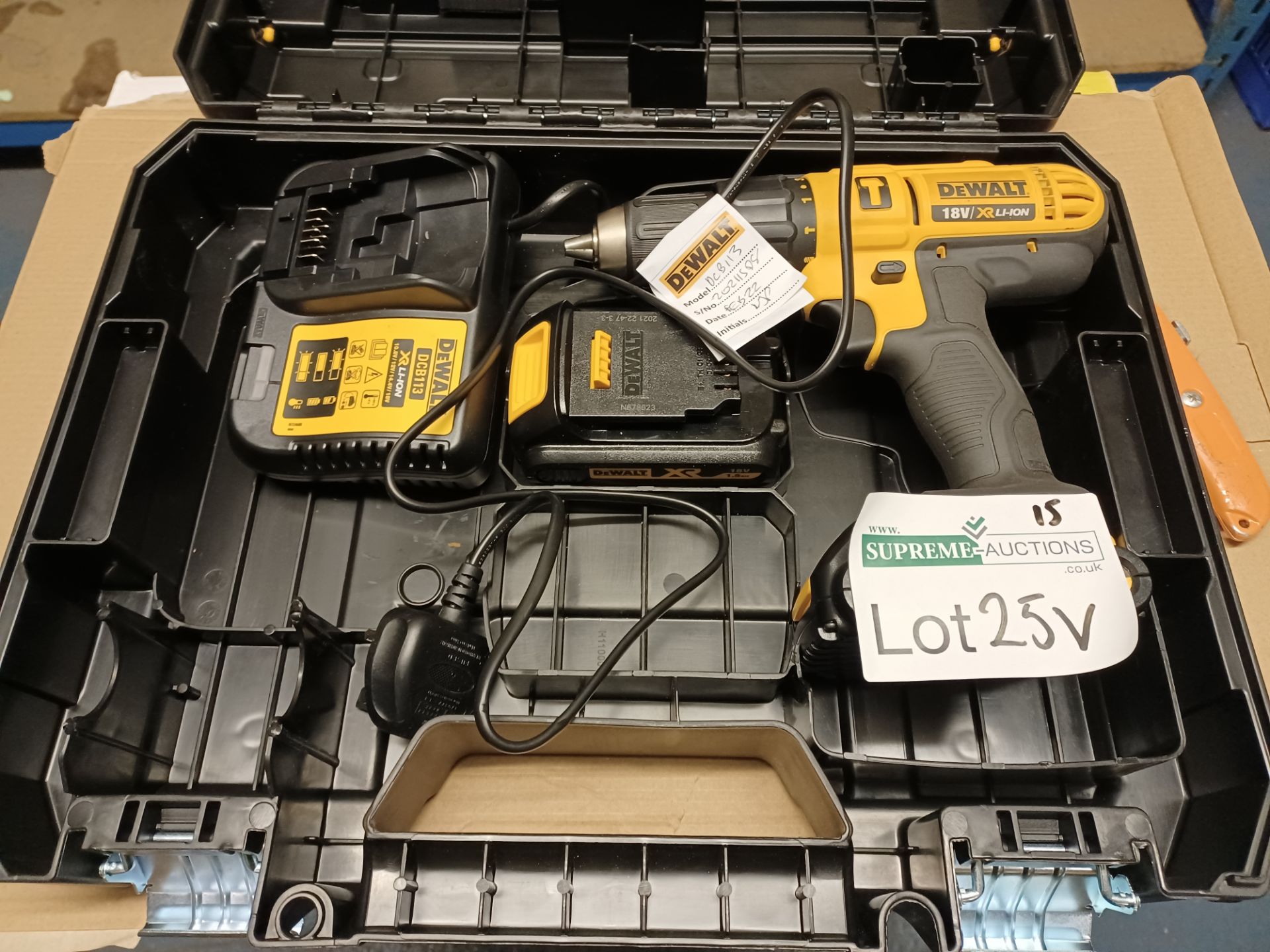 DEWALT DCD776S2T-GB 18V 1.5AH LI-ION XR CORDLESS COMBI DRILL WITH 2 BATTERIES CHARGER AND CARRY
