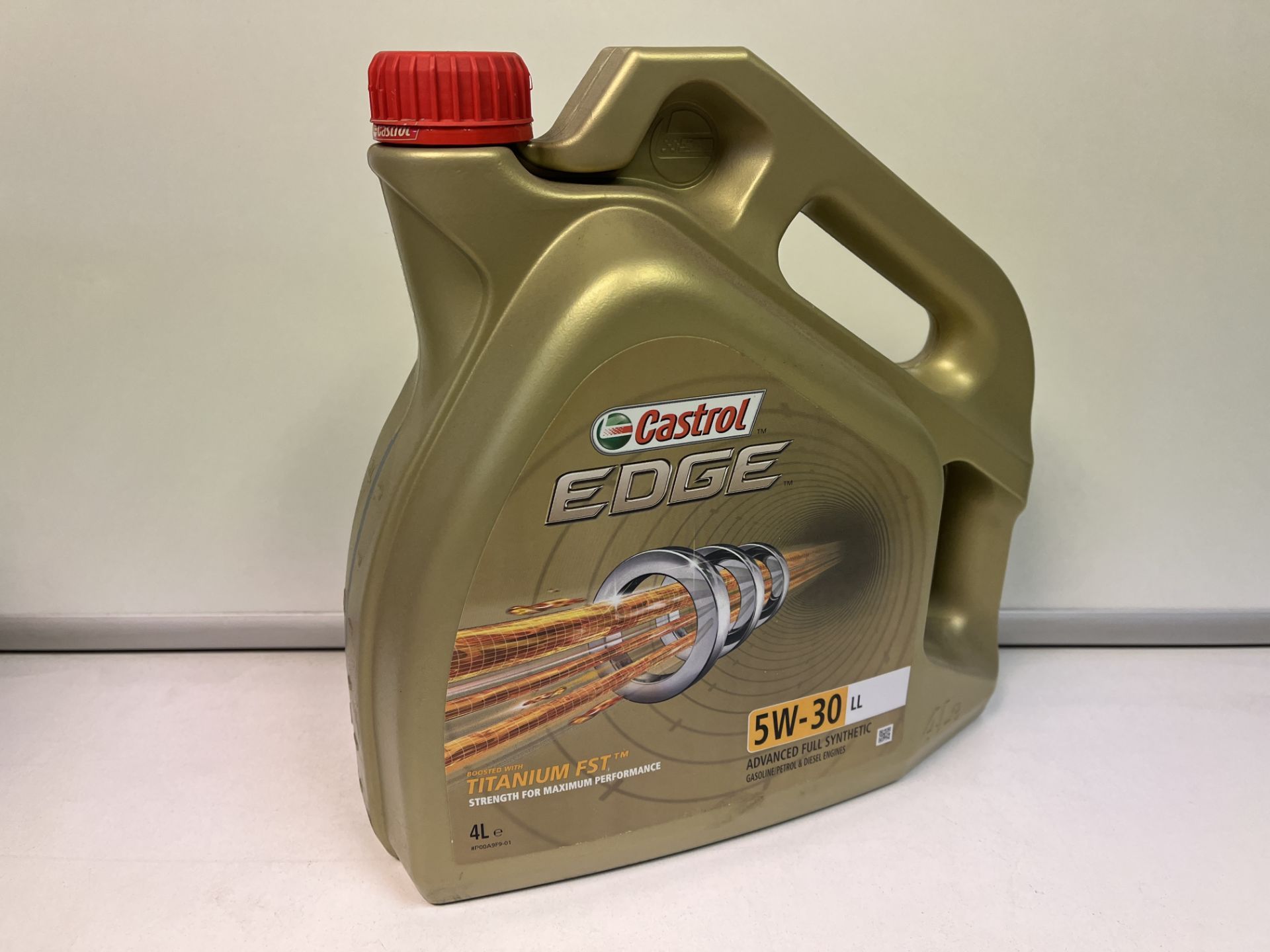 4 X BRAND NEW CASTROL EDGE 5W-30LL ADVANCED FULLY SYNTHETIC OIL R3