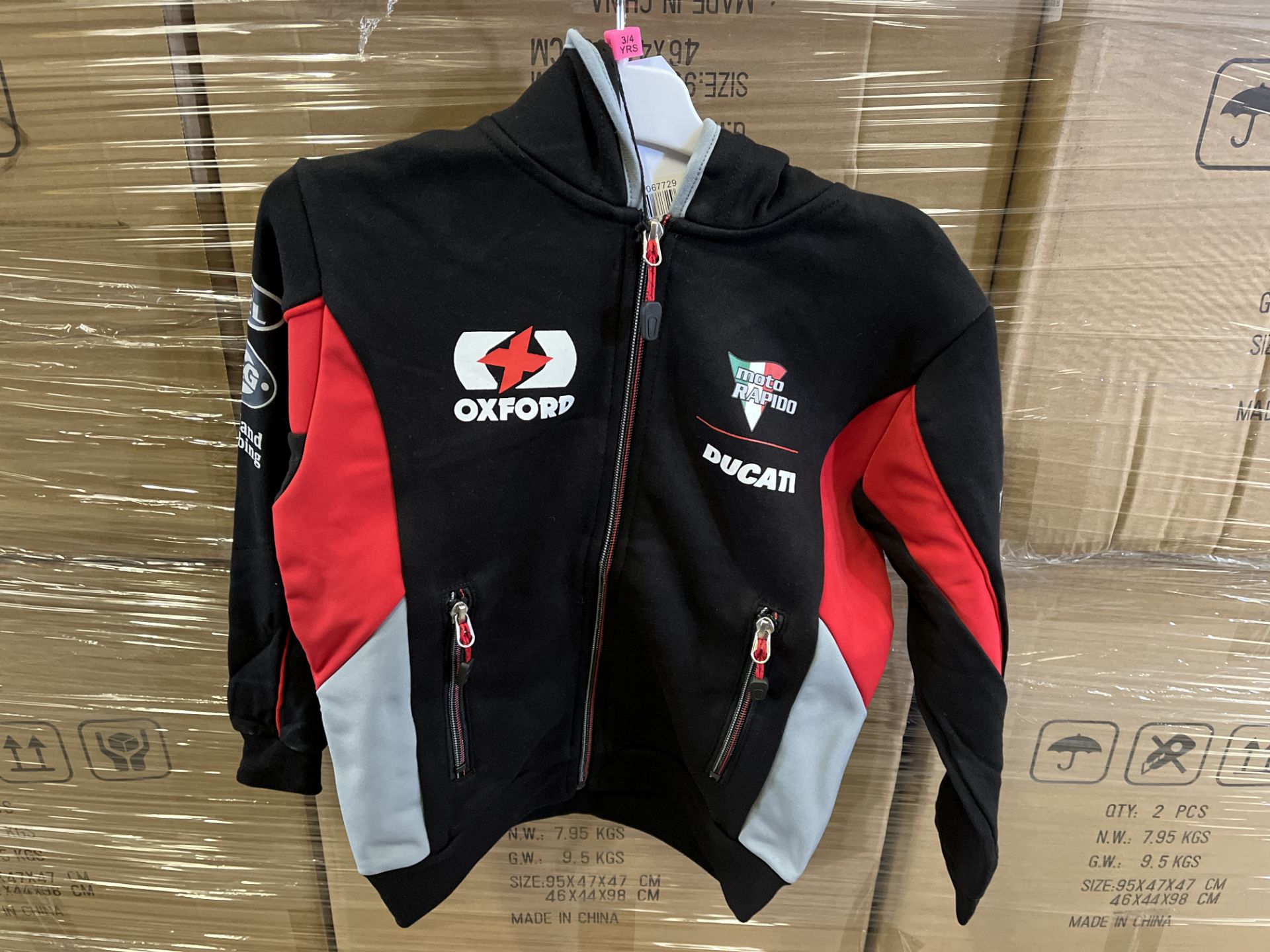(NO VAT) 12 X BRAND NEW OFFICIAL CHILDRENS OXFORD DUCATI HOODIES IN VARIOUS SIZES S1RA