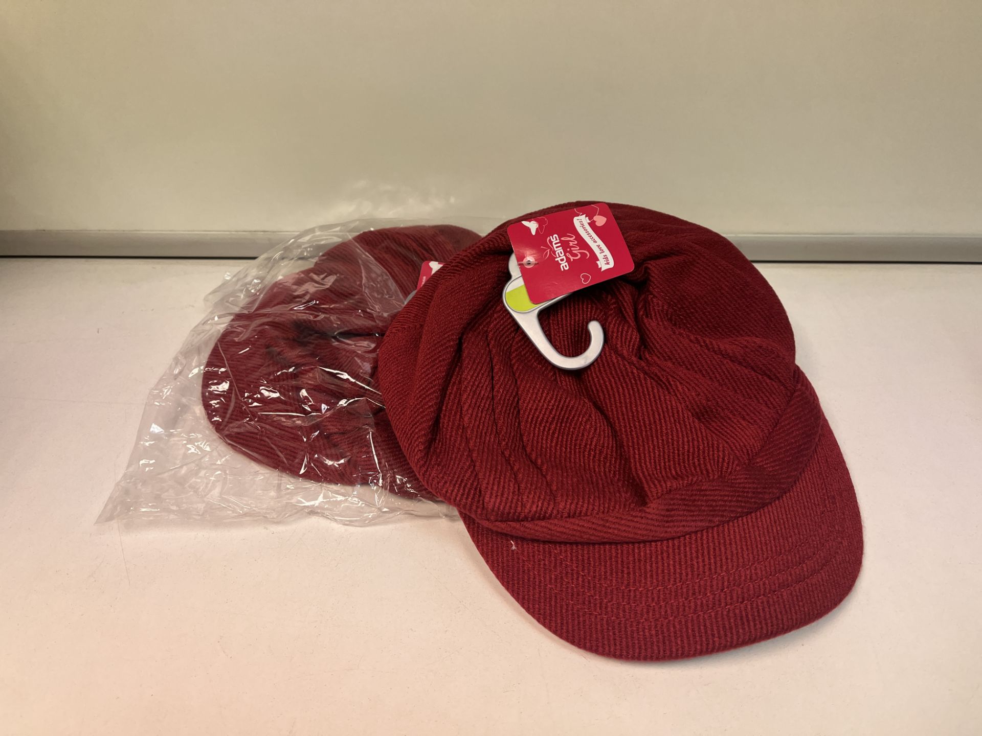 (NO VAT) 89 X BRAND NEW ADAMS CHILDRENS HATS (SIZES MAY VARY) R9