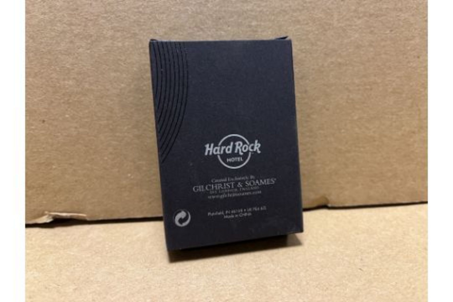 2000 X BRAND NEW HARD ROCK CAFÉ VANITY KITS R9